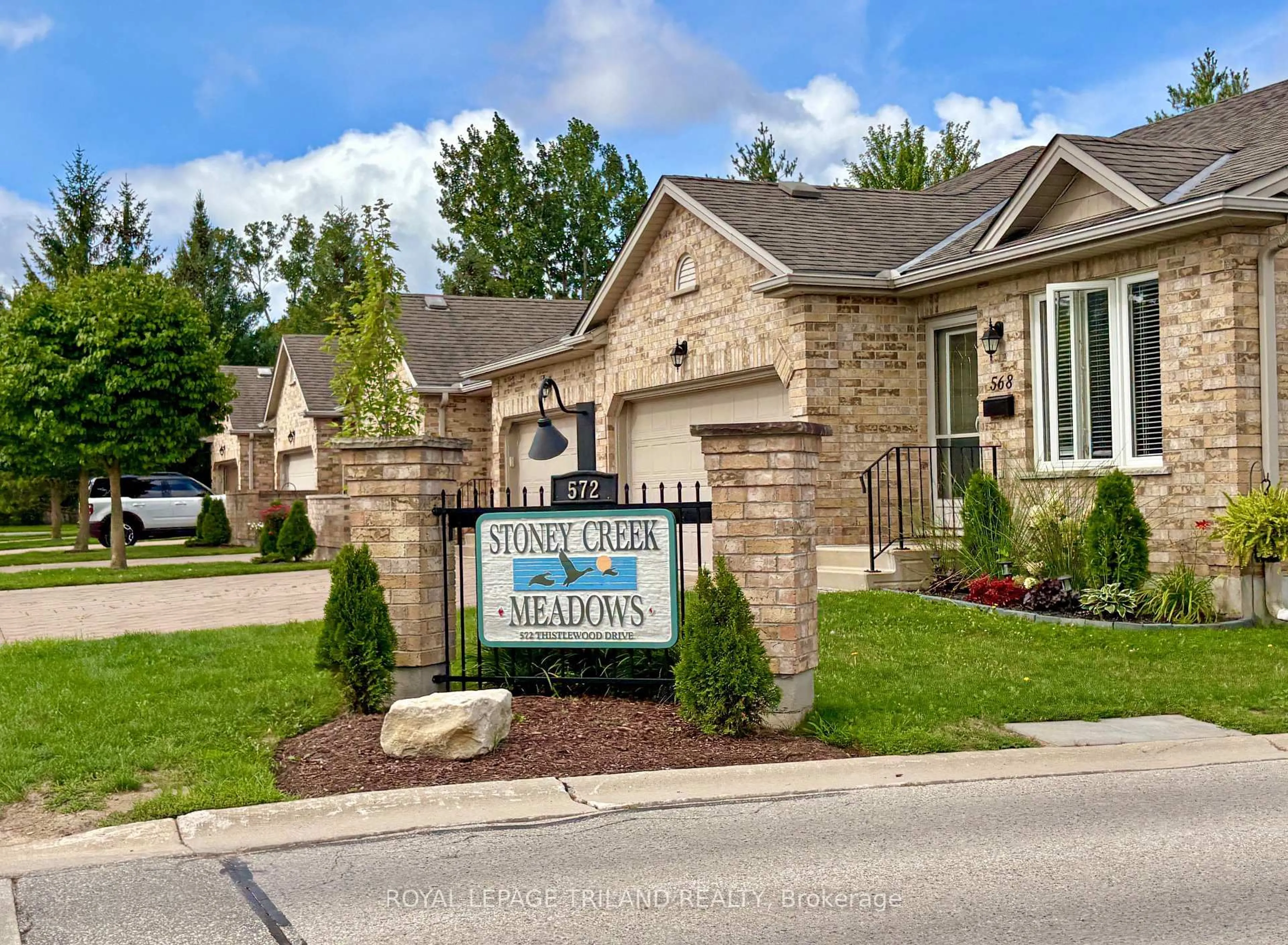 Unknown for 572 Thistlewood Dr #38, London North Ontario N5X 4N6