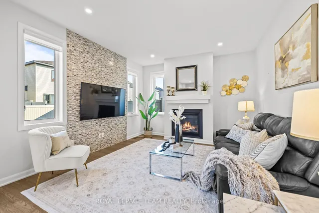 70 Ralph Erfle Way, Ottawa 4