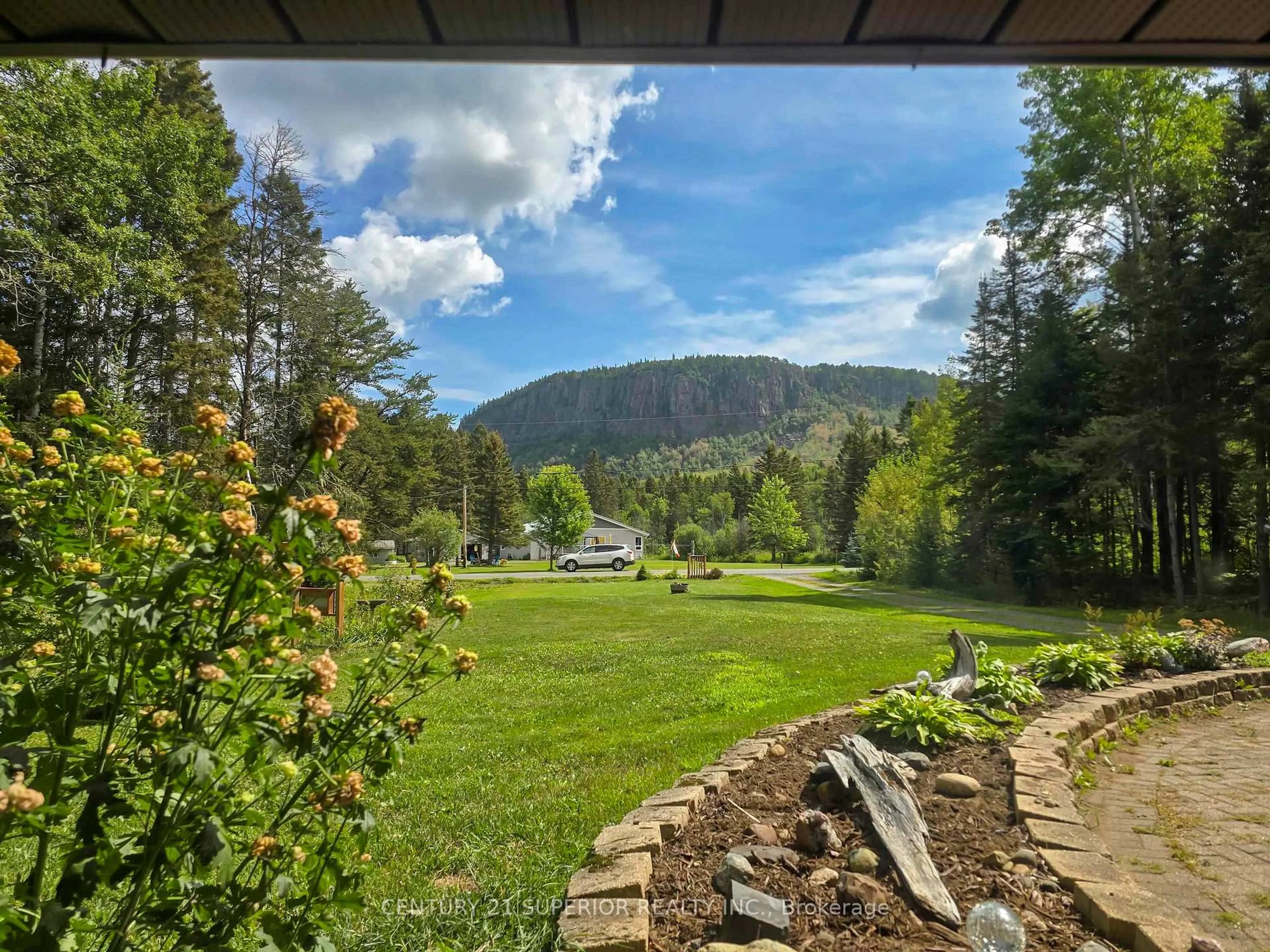 A pic from outside/outdoor area/front of a property/back of a property/a pic from drone, mountain view for 4239 Coppin Road, Thunder Bay Ontario P7J 1A6