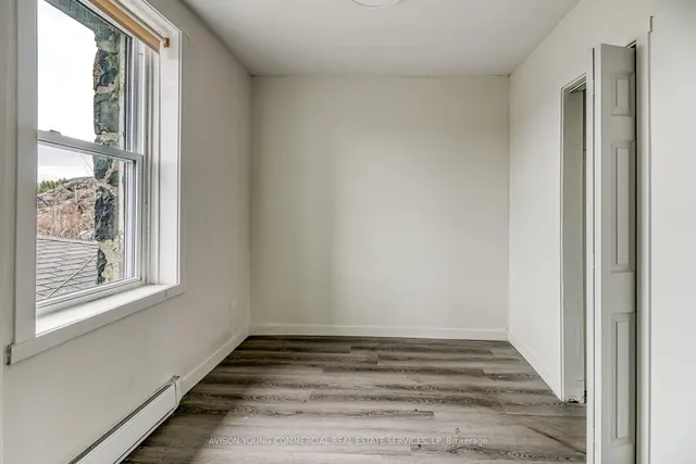 328 Melvin Ave, Greater Sudbury 3