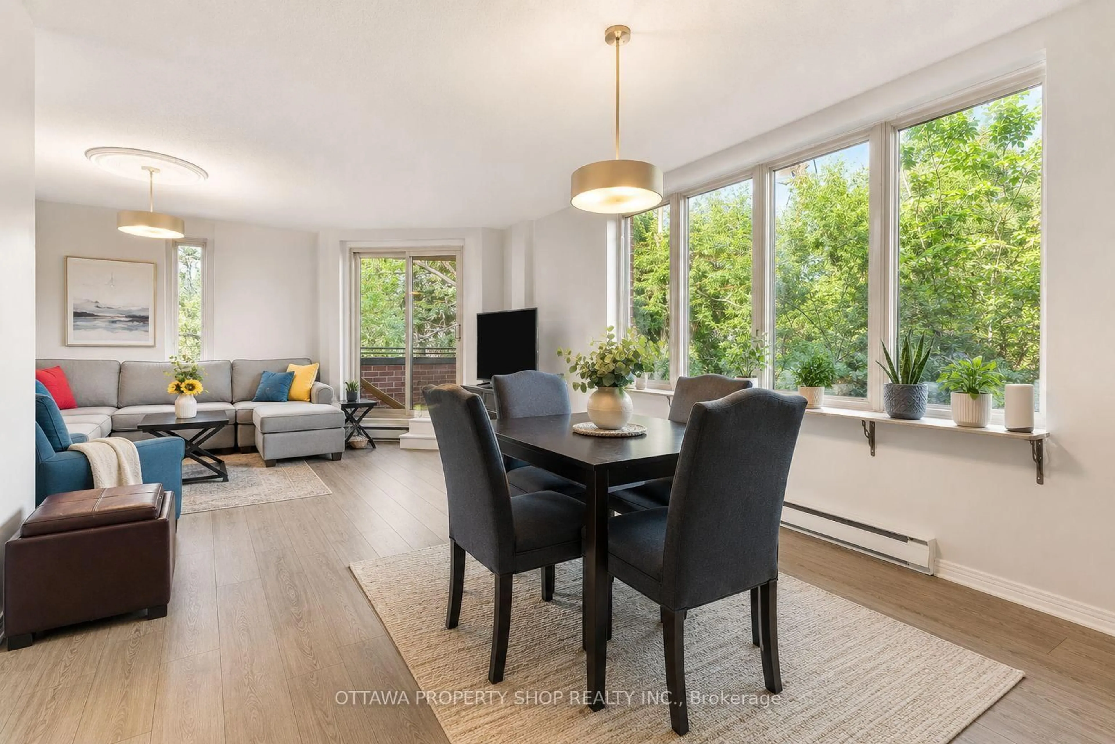 Dining room, wood/laminate floor for 800 Mckellar Ave #204, Ottawa Ontario K2A 2X5