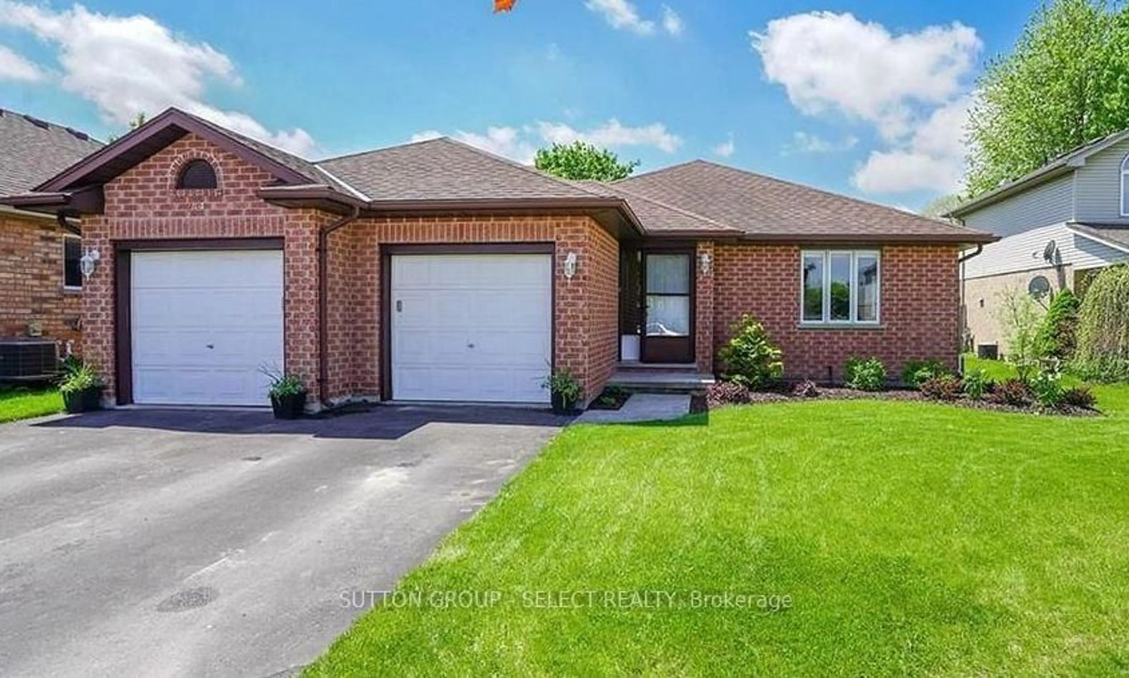 Home with brick exterior material, street for 234 Parkview Dr, Strathroy-Caradoc Ontario N7G 4C1