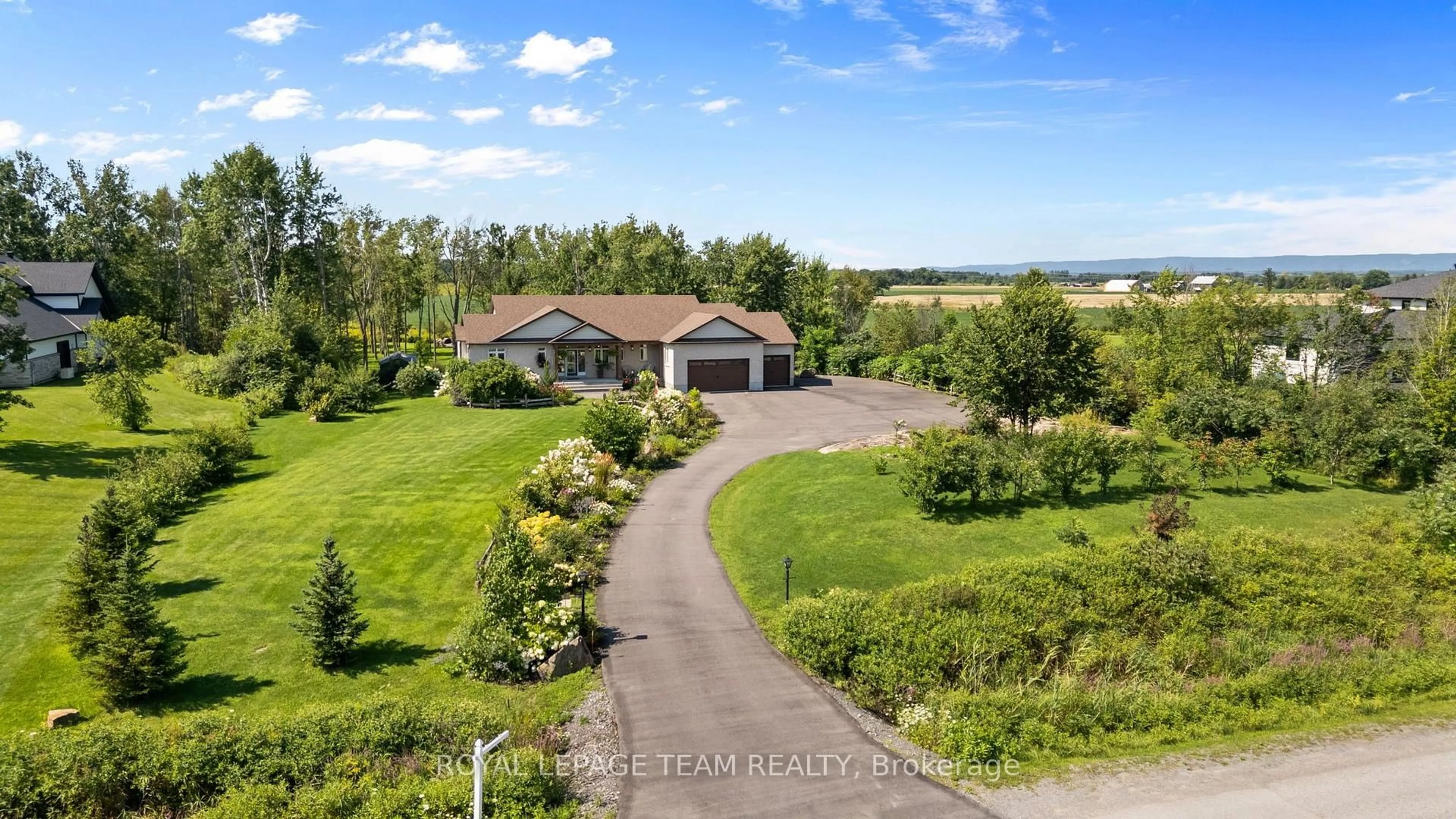 A pic from outside/outdoor area/front of a property/back of a property/a pic from drone, water/lake/river/ocean view for 26 Synergy Way, Ottawa Ontario K2W 0K3