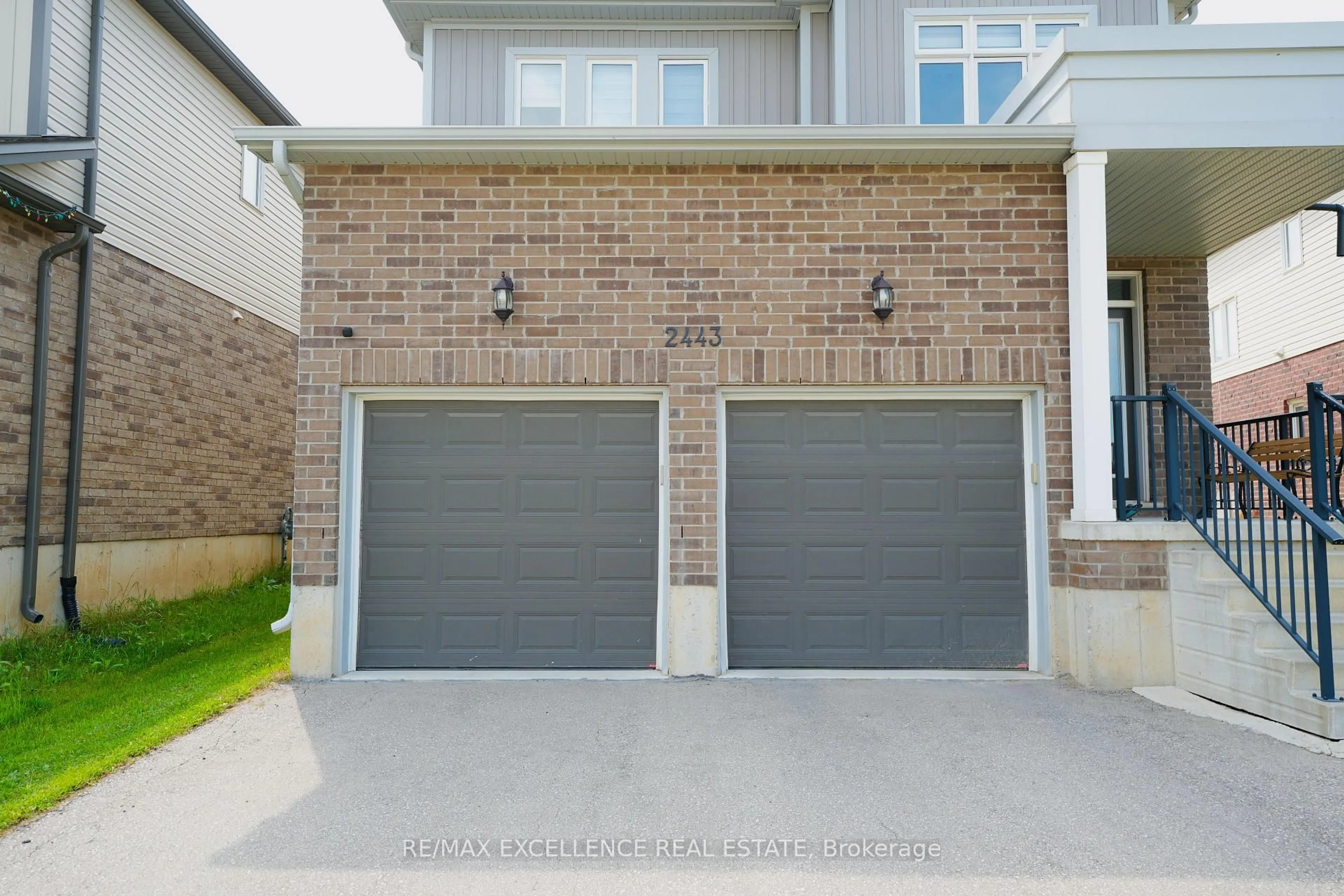 Unknown for 2443 Bennett Cross, London South Ontario N6M 0G6