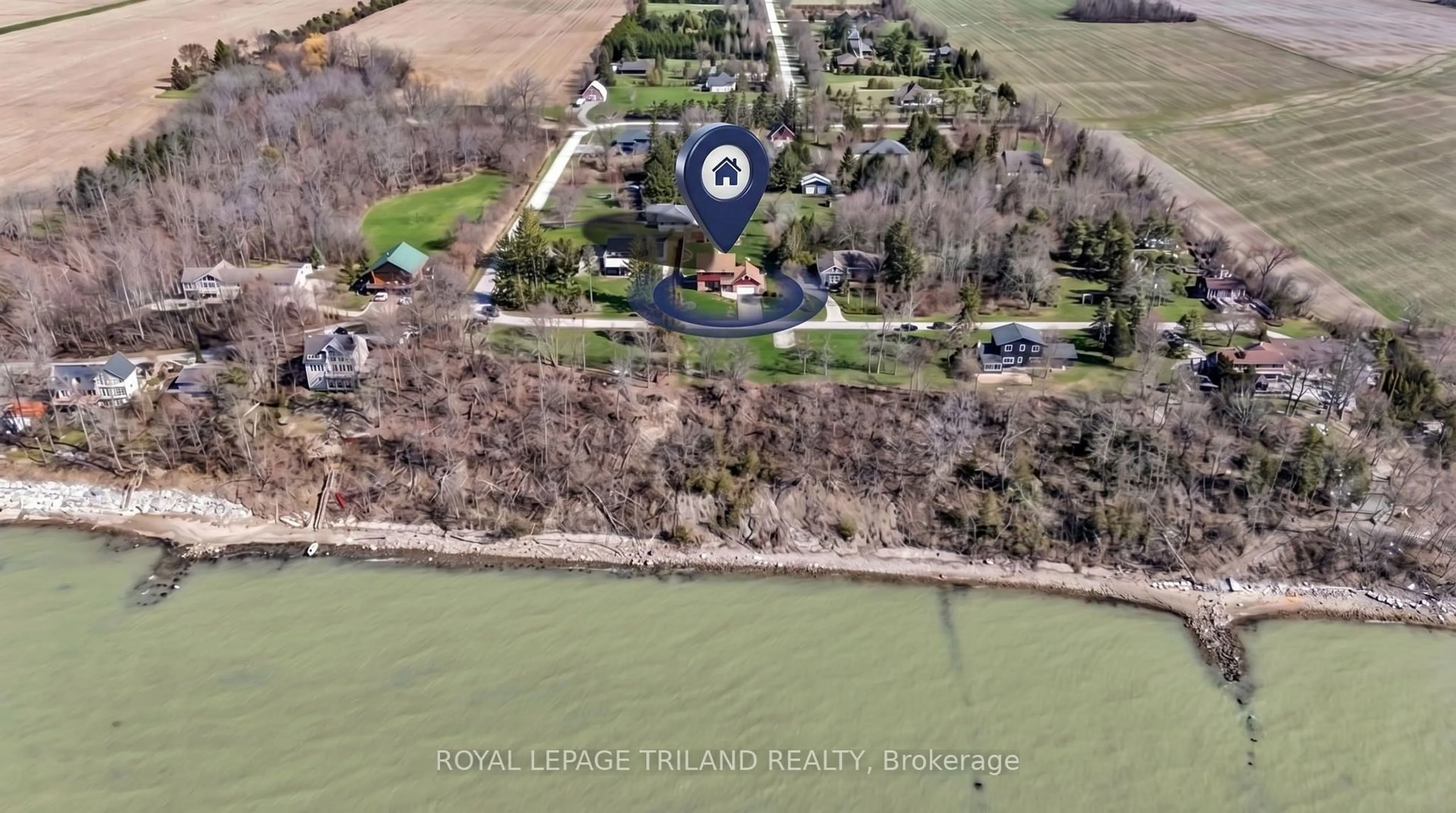 A pic from outside/outdoor area/front of a property/back of a property/a pic from drone, water/lake/river/ocean view for 5257 Cliff Rd, Lambton Shores Ontario N0N 1J7