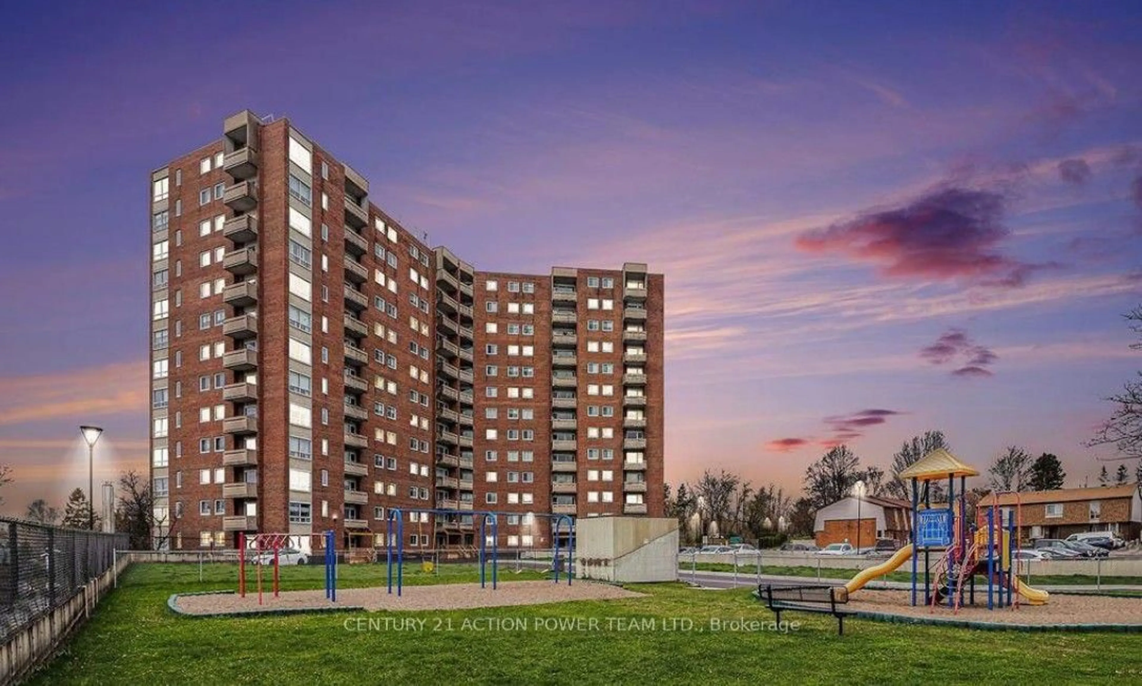 A pic from outside/outdoor area/front of a property/back of a property/a pic from drone, building for 915 Elmsmere Rd #1006, Ottawa Ontario K1J 8H8