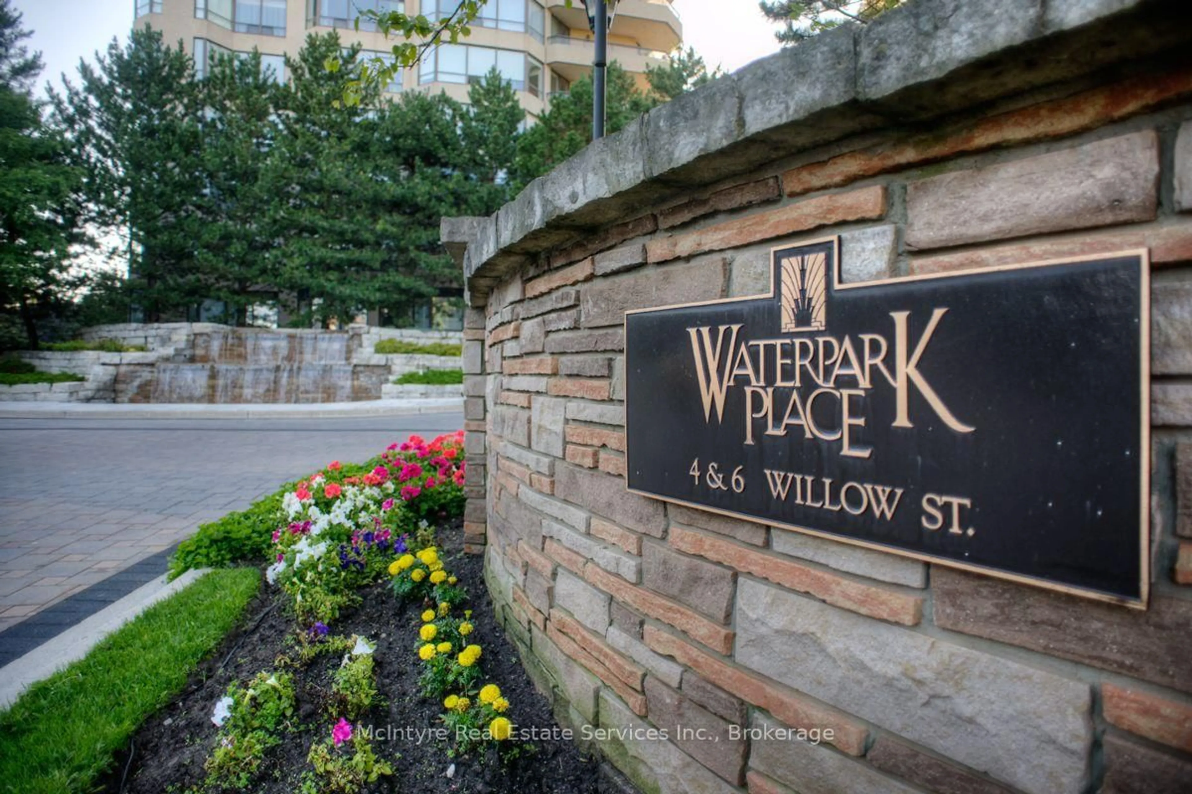 Indoor entryway for 6 Willow St #1503, Waterloo Ontario N2J 4S3
