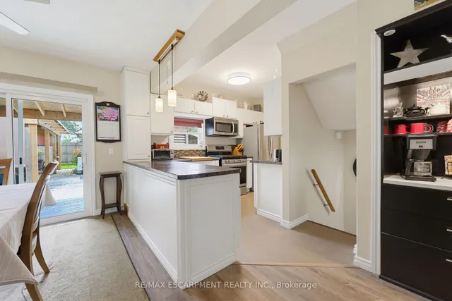 19 First Ave, Norfolk 5