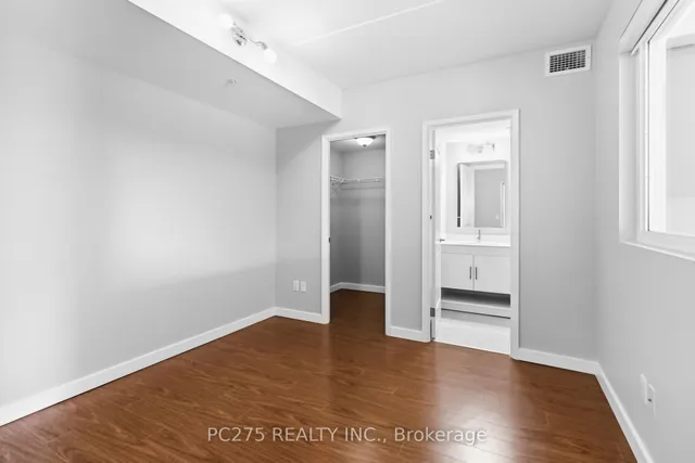 1291 Gordon St #218, Guelph 4