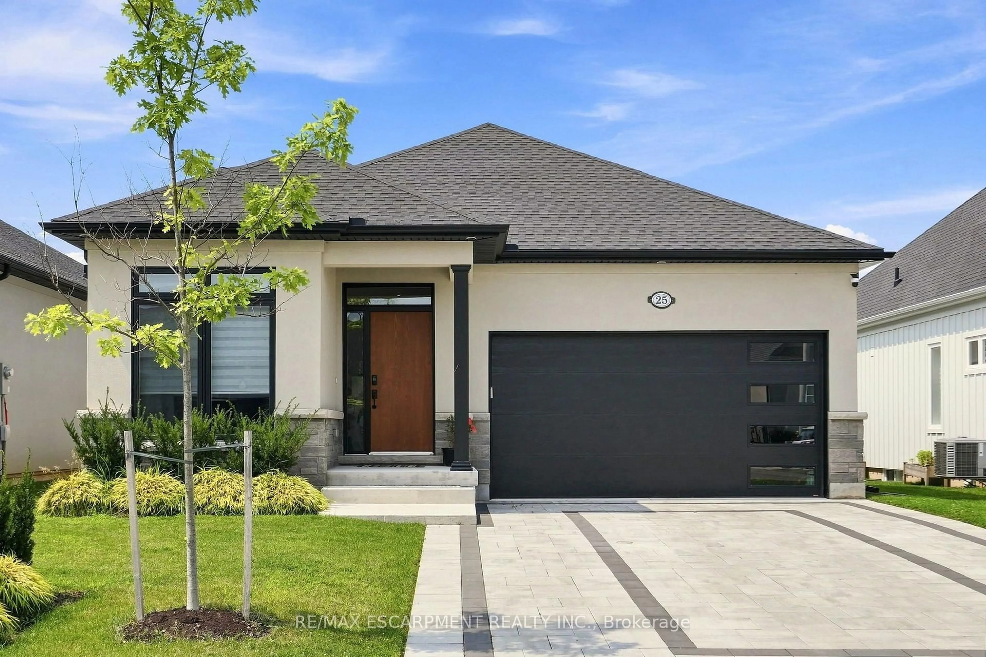 Home with brick exterior material, street for 25 Sunrise Crt, Fort Erie Ontario L0S 1N0