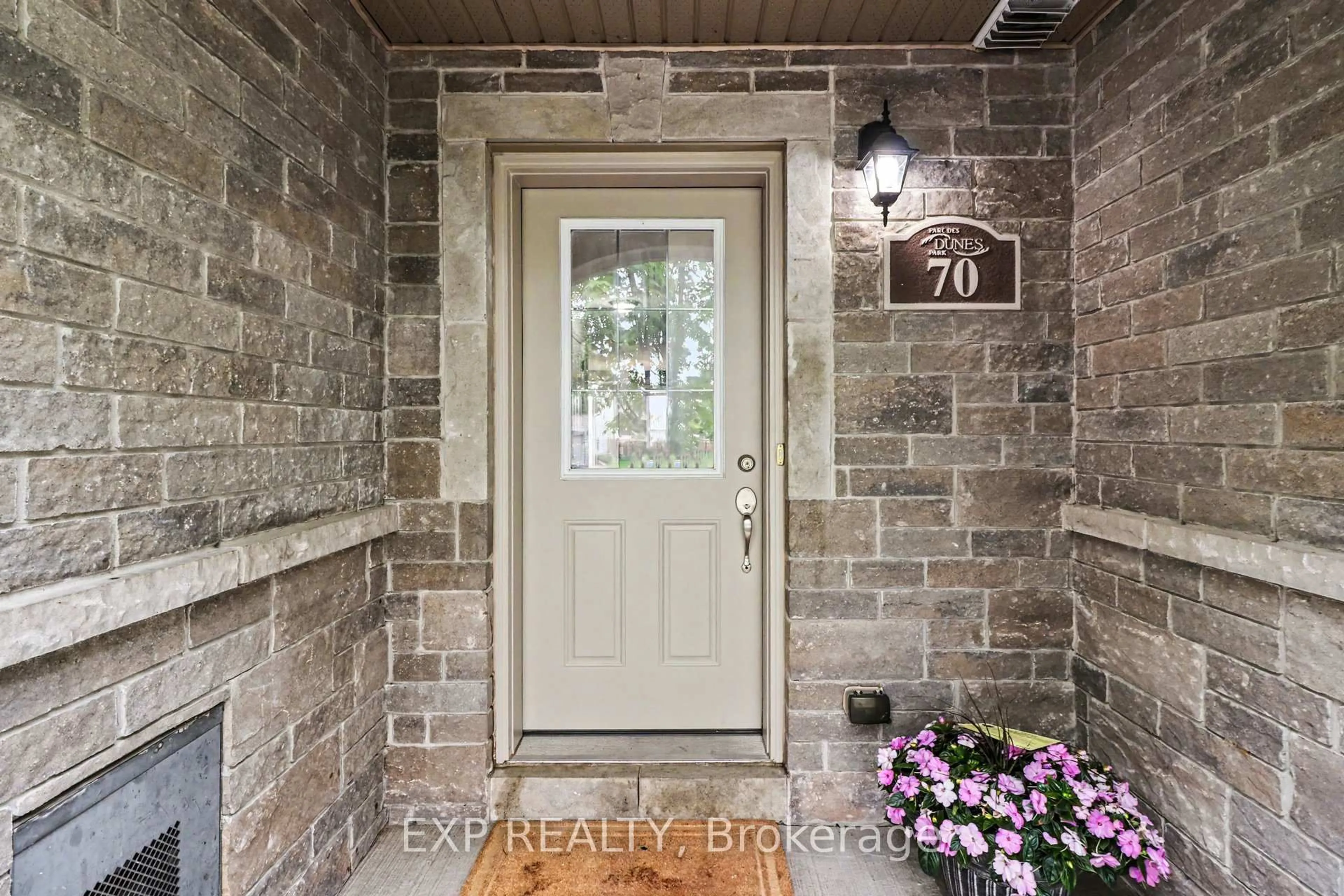 Indoor entryway for 70 Asselin St, The Nation Ontario K0A 2M0
