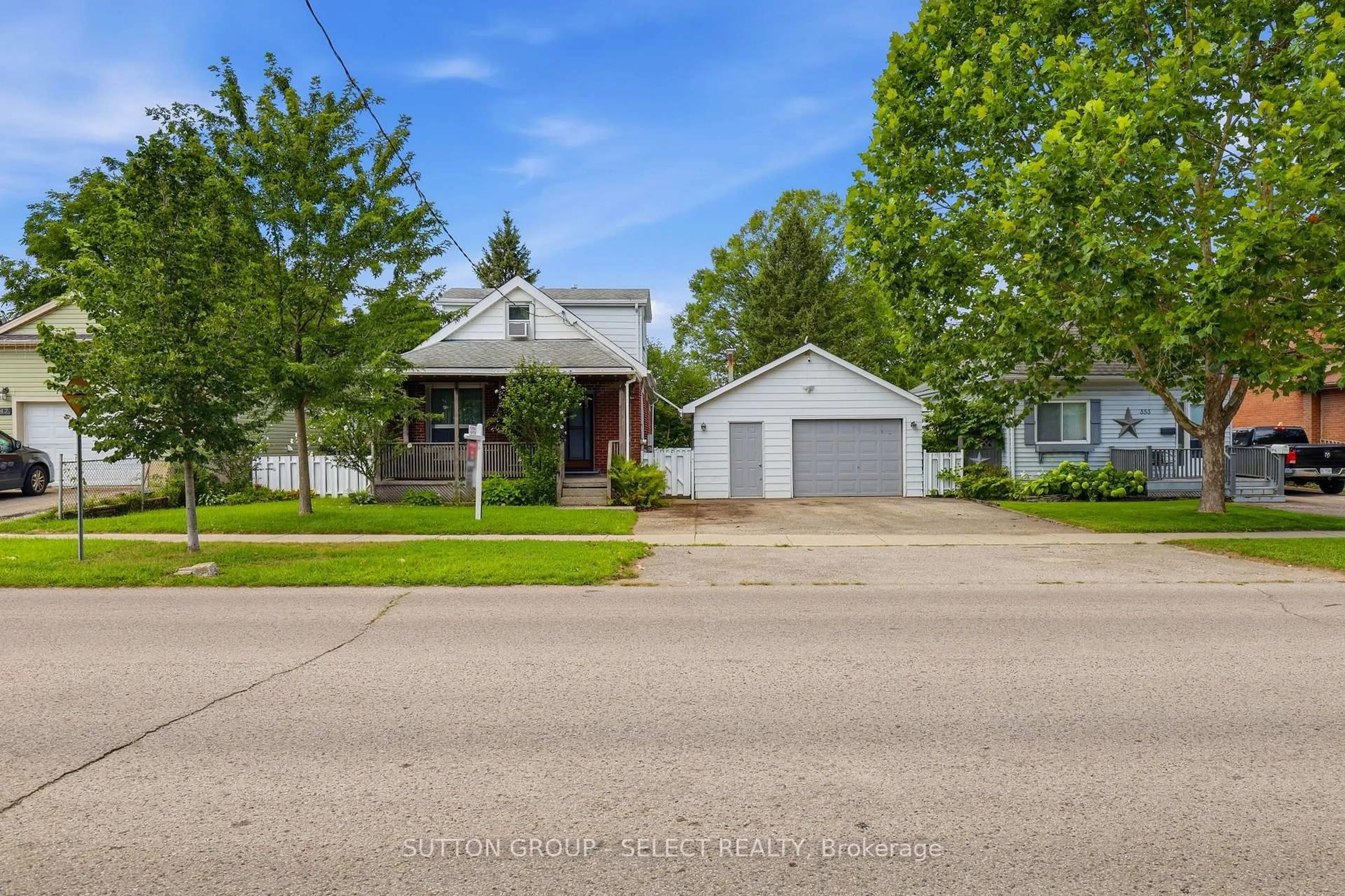Unknown for 349 Edmonton St, London East Ontario N5W 4Y4