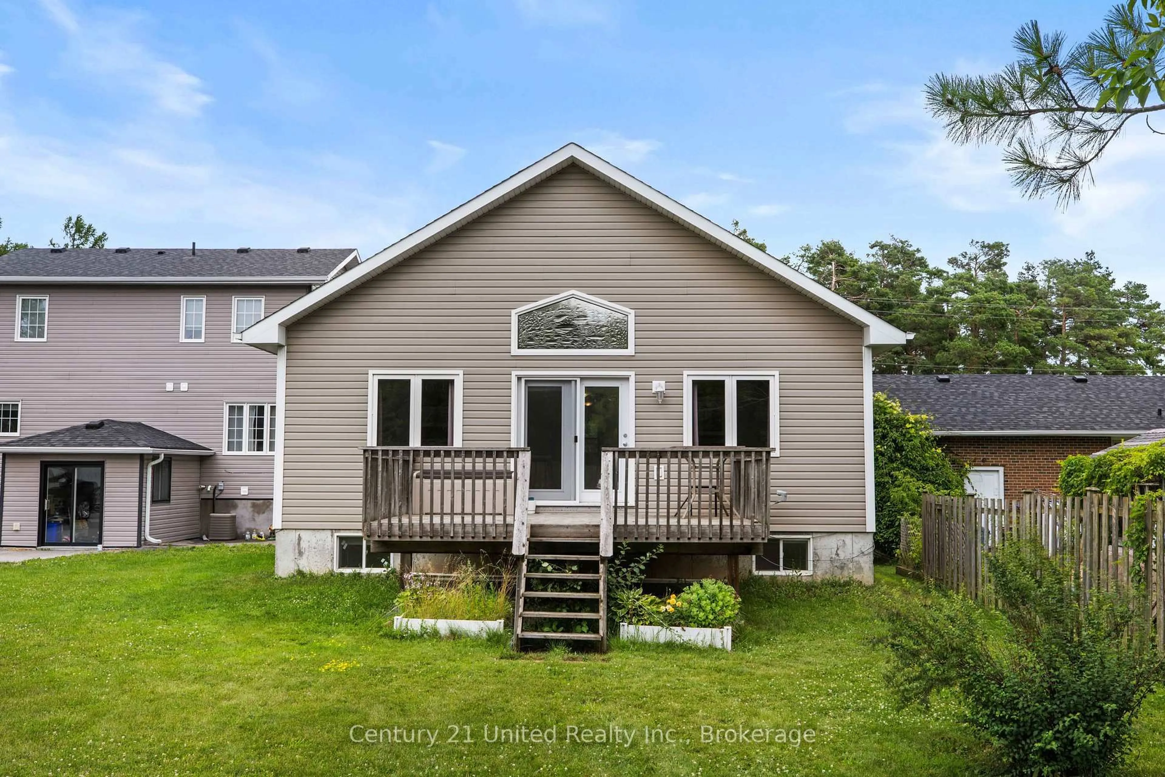 Home with vinyl exterior material, street for 127.5 Adelaide St, Kawartha Lakes Ontario K9V 3K5