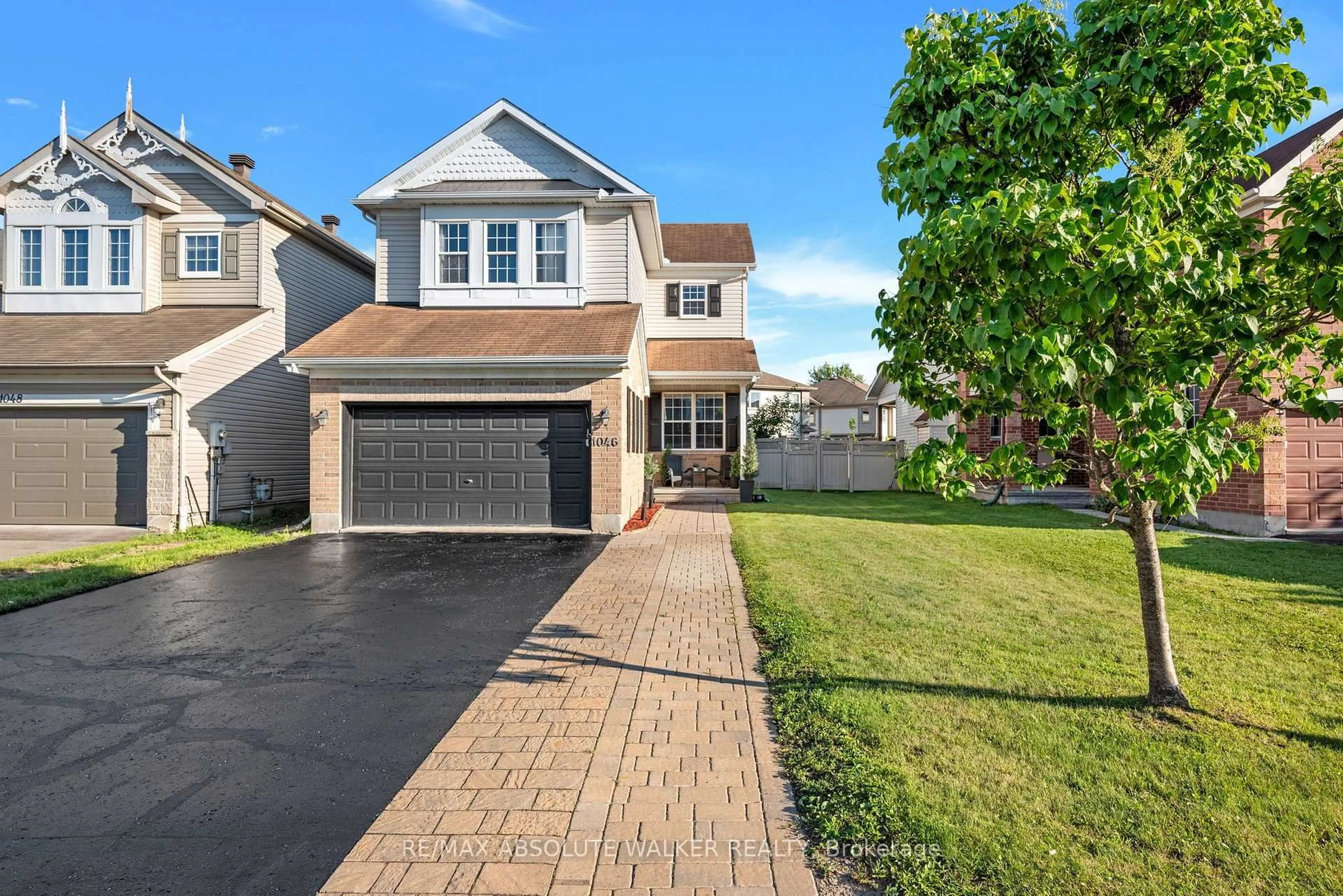 Home with vinyl exterior material, street for 1046 Fieldfair Way, Orleans Ontario K4A 0E2