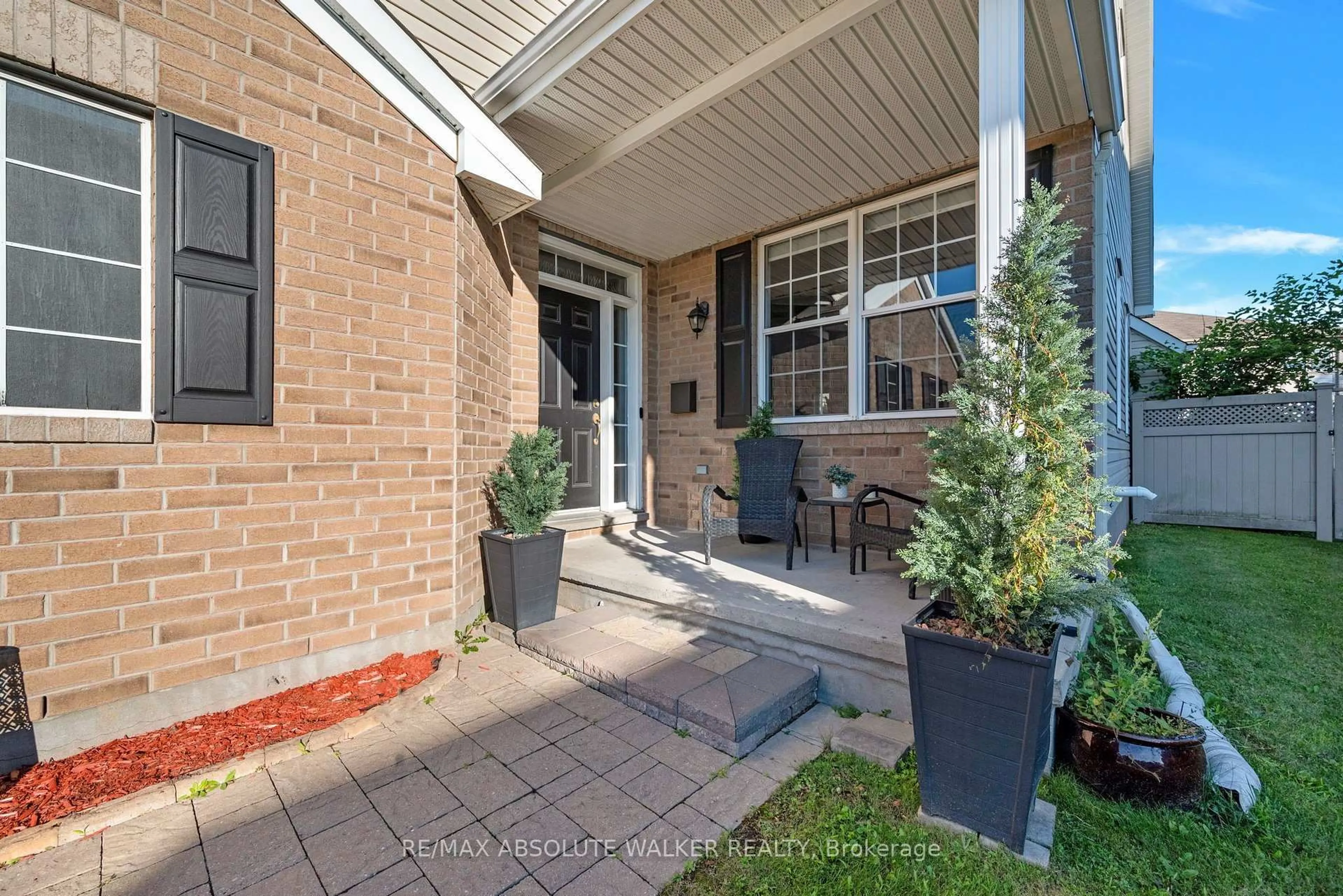 Unknown for 1046 Fieldfair Way, Orleans Ontario K4A 0E2