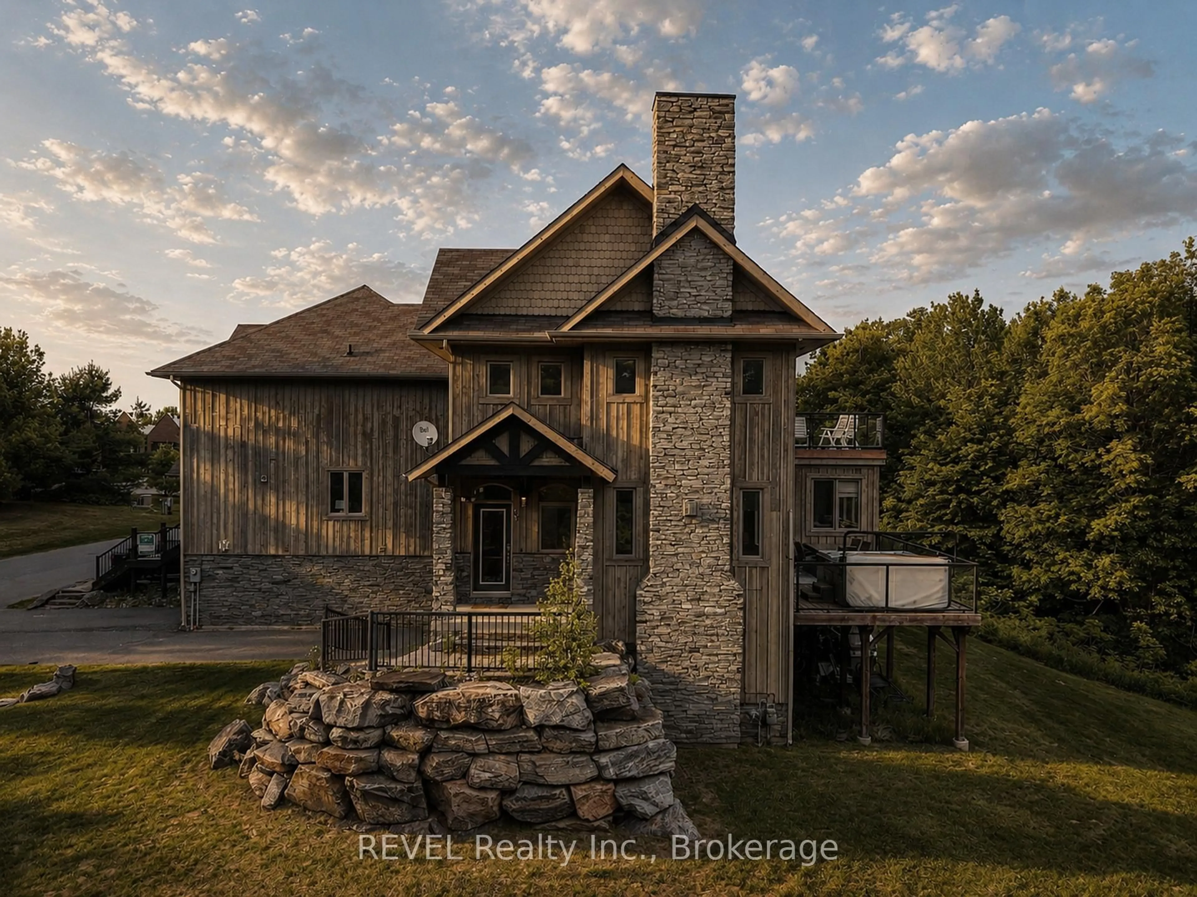 Home with brick exterior material, building for 67 Rockmount Cres, Gravenhurst Ontario P1P 0A6