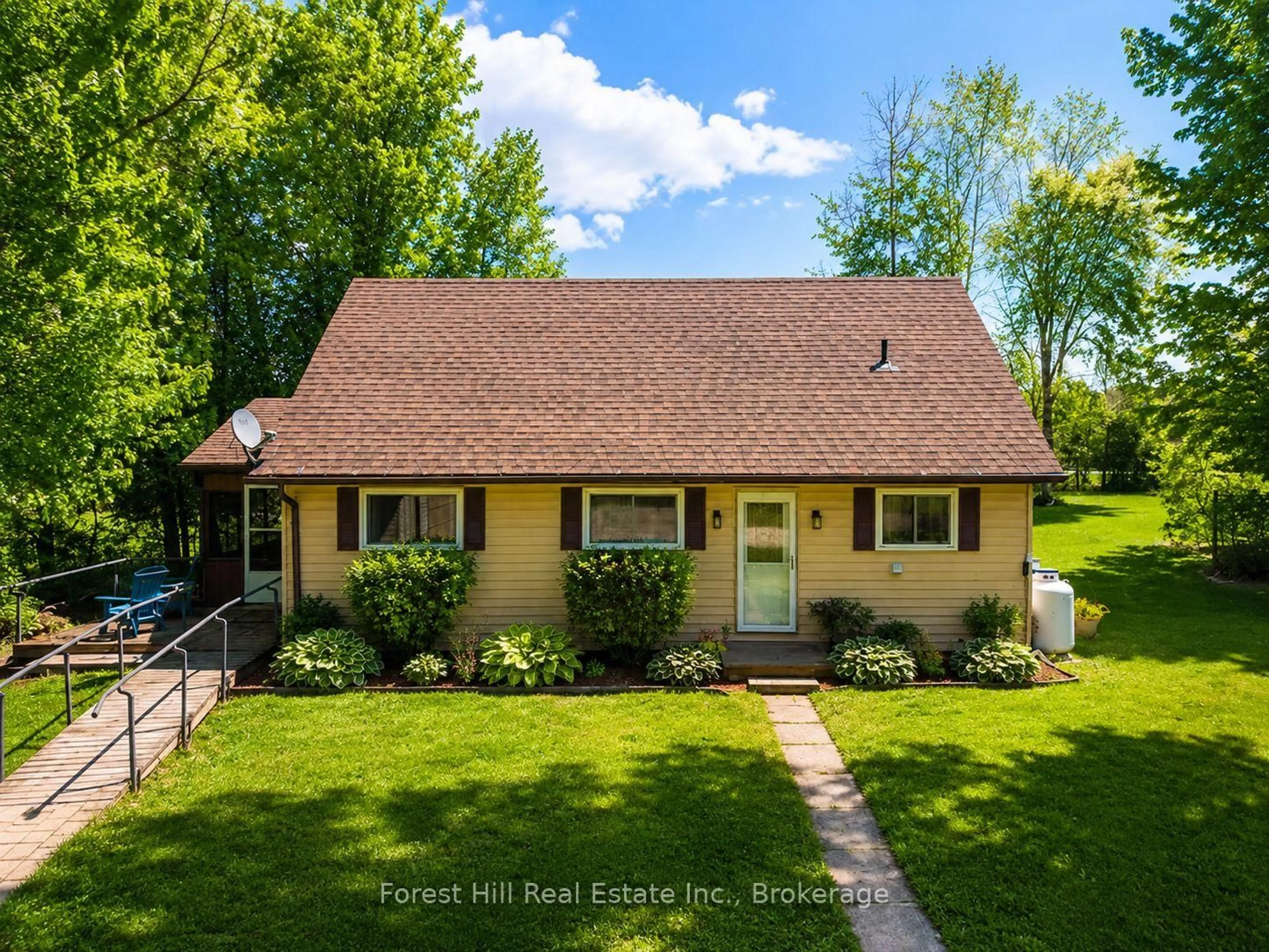 A pic from outside/outdoor area/front of a property/back of a property/a pic from drone, street for 523583 12 Concession, West Grey Ontario N0C 1H0