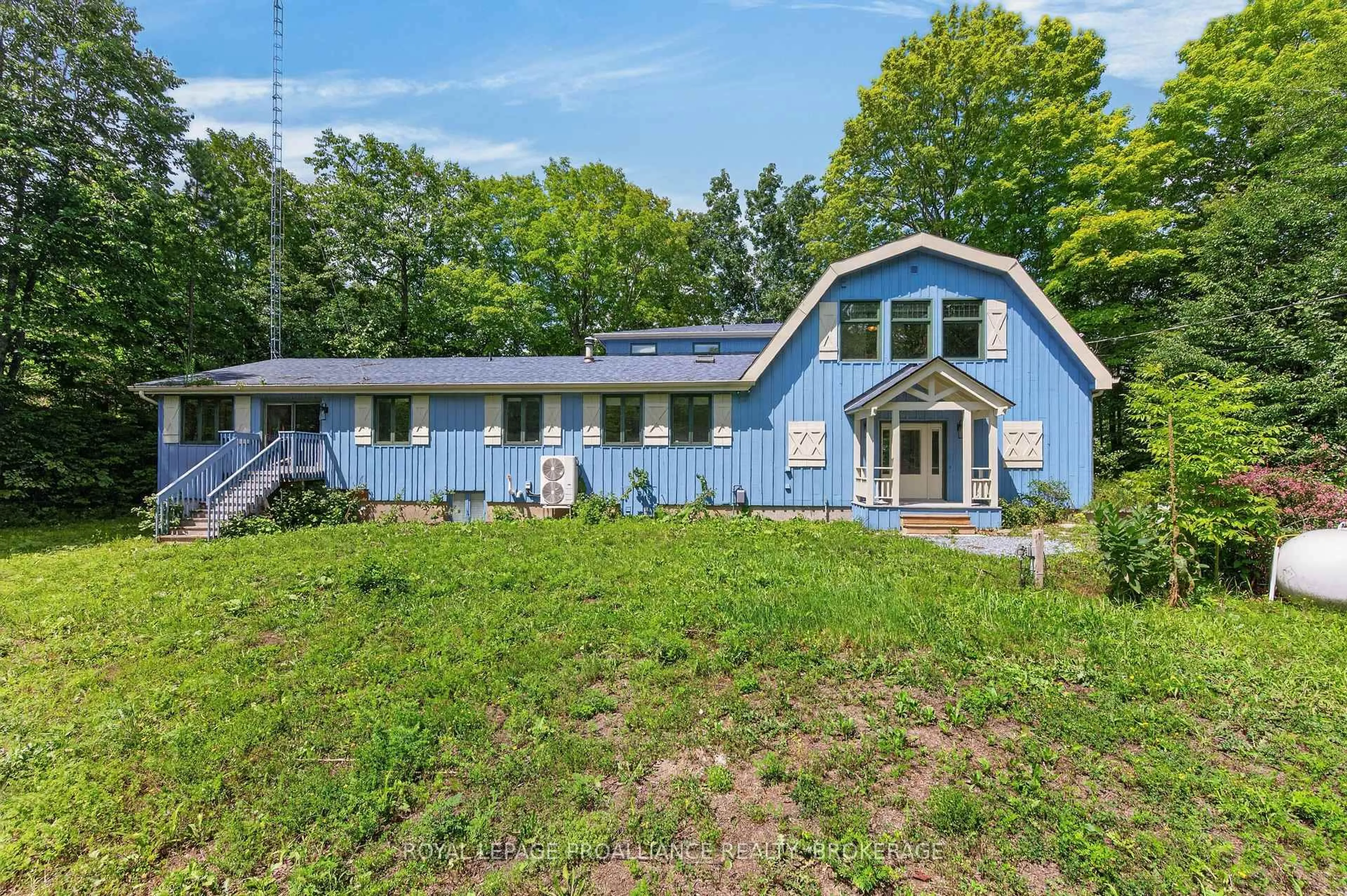 A pic from outside/outdoor area/front of a property/back of a property/a pic from drone, unknown for 2300 County Road 32, Front of Leeds & Seeleys Bay Ontario K7G 2V3