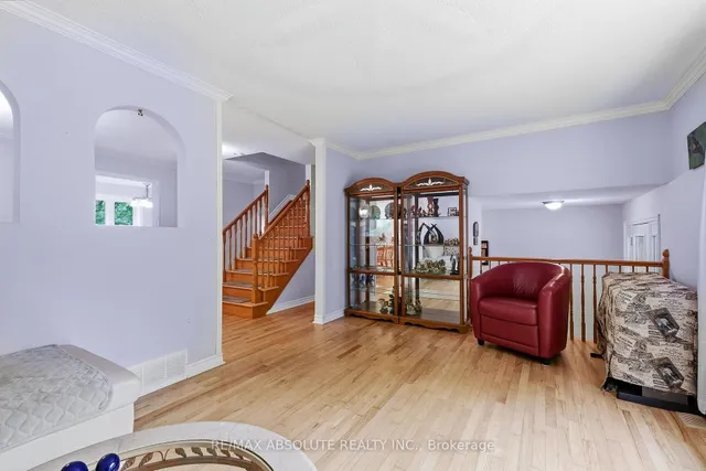 1000 Milburn Cres, Cumberland 5
