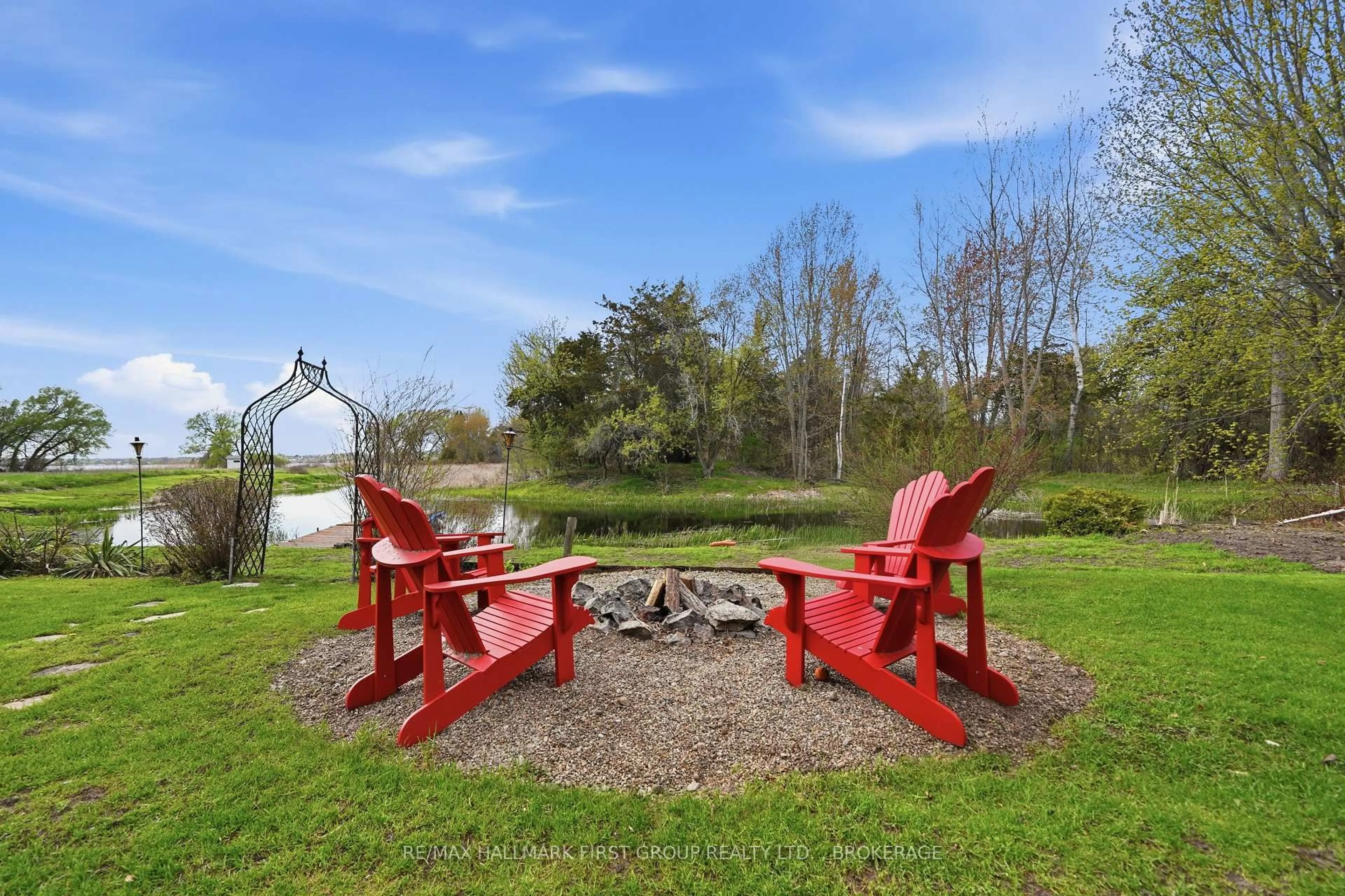 Patio, water/lake/river/ocean view for 1851 County Rd 9 Rd, Napanee Ontario K7R 3K8