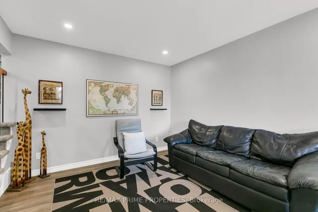 1531 Kamouraska Circ, Ottawa 5