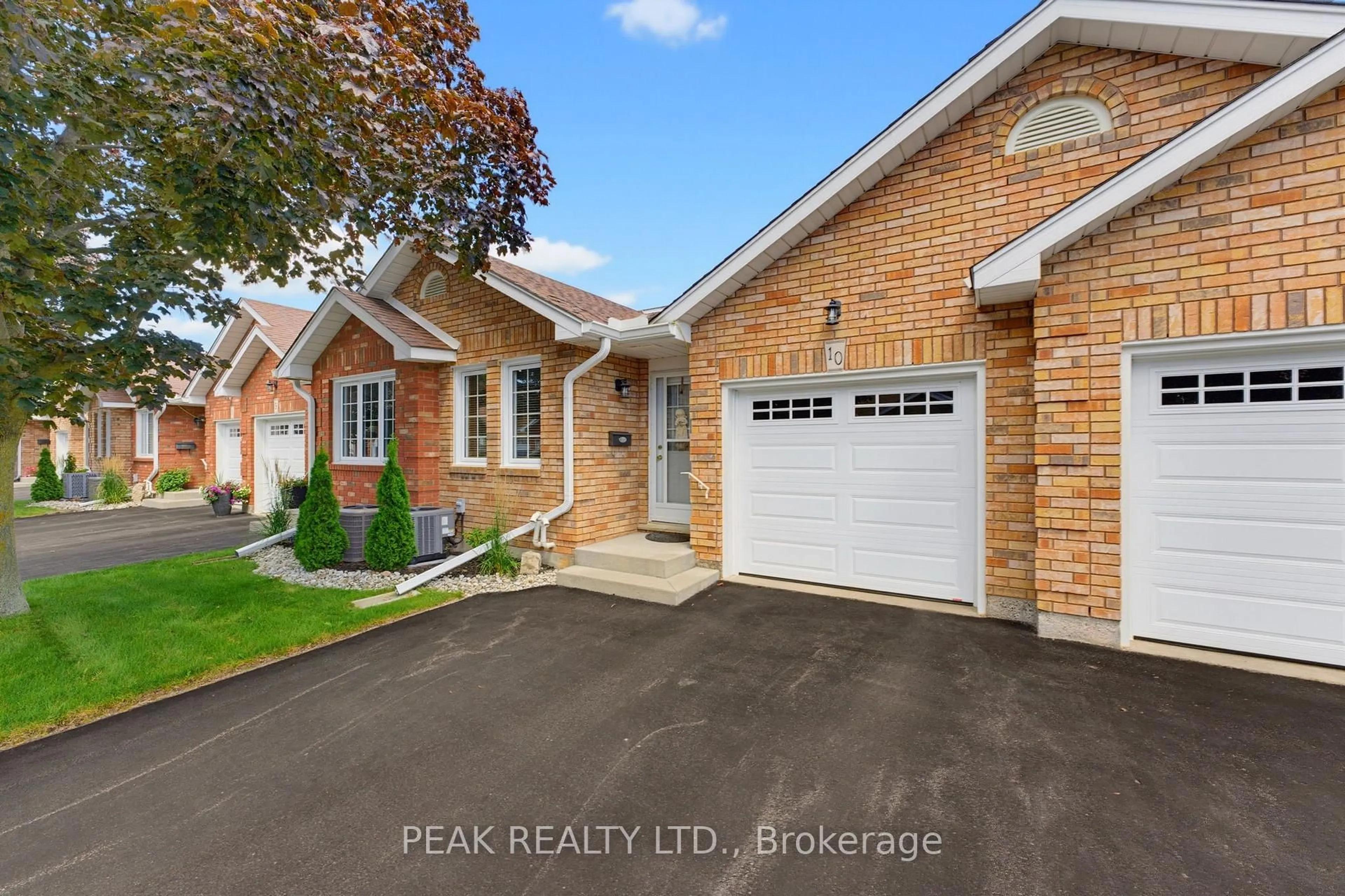 Home with brick exterior material, street for 60 Whitlaw Way #10, Brant Ontario N3L 4C3