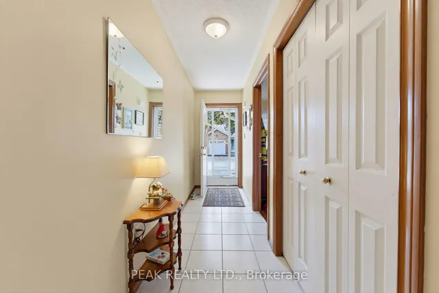 60 Whitlaw Way #10, Brant 4