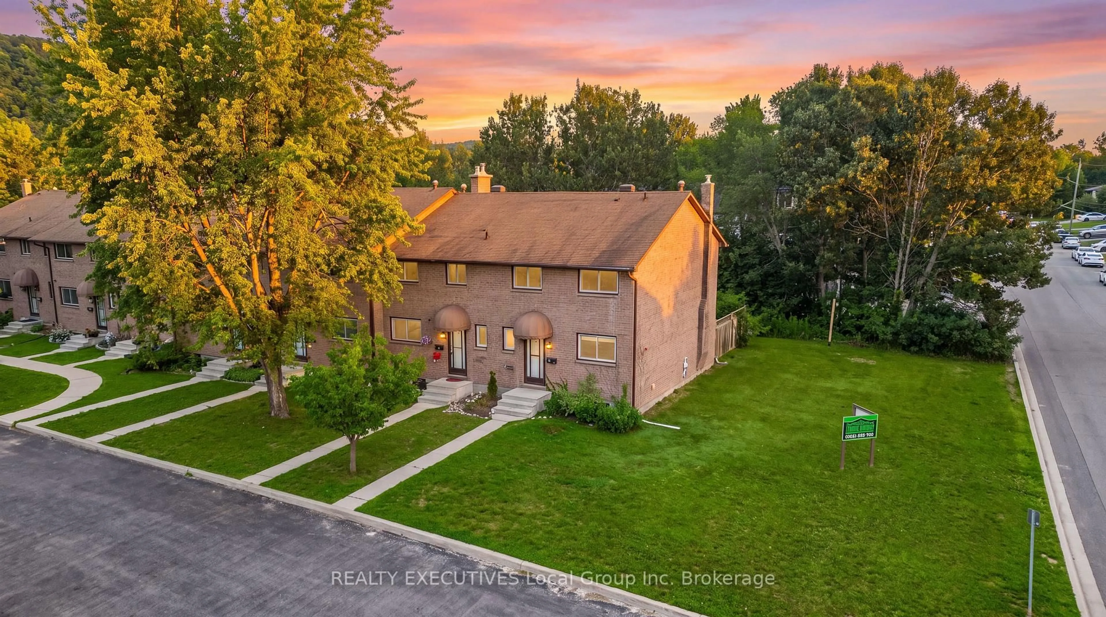 A pic from outside/outdoor area/front of a property/back of a property/a pic from drone, street for 398 Wickstead Ave #36, North Bay Ontario P1A 3L8