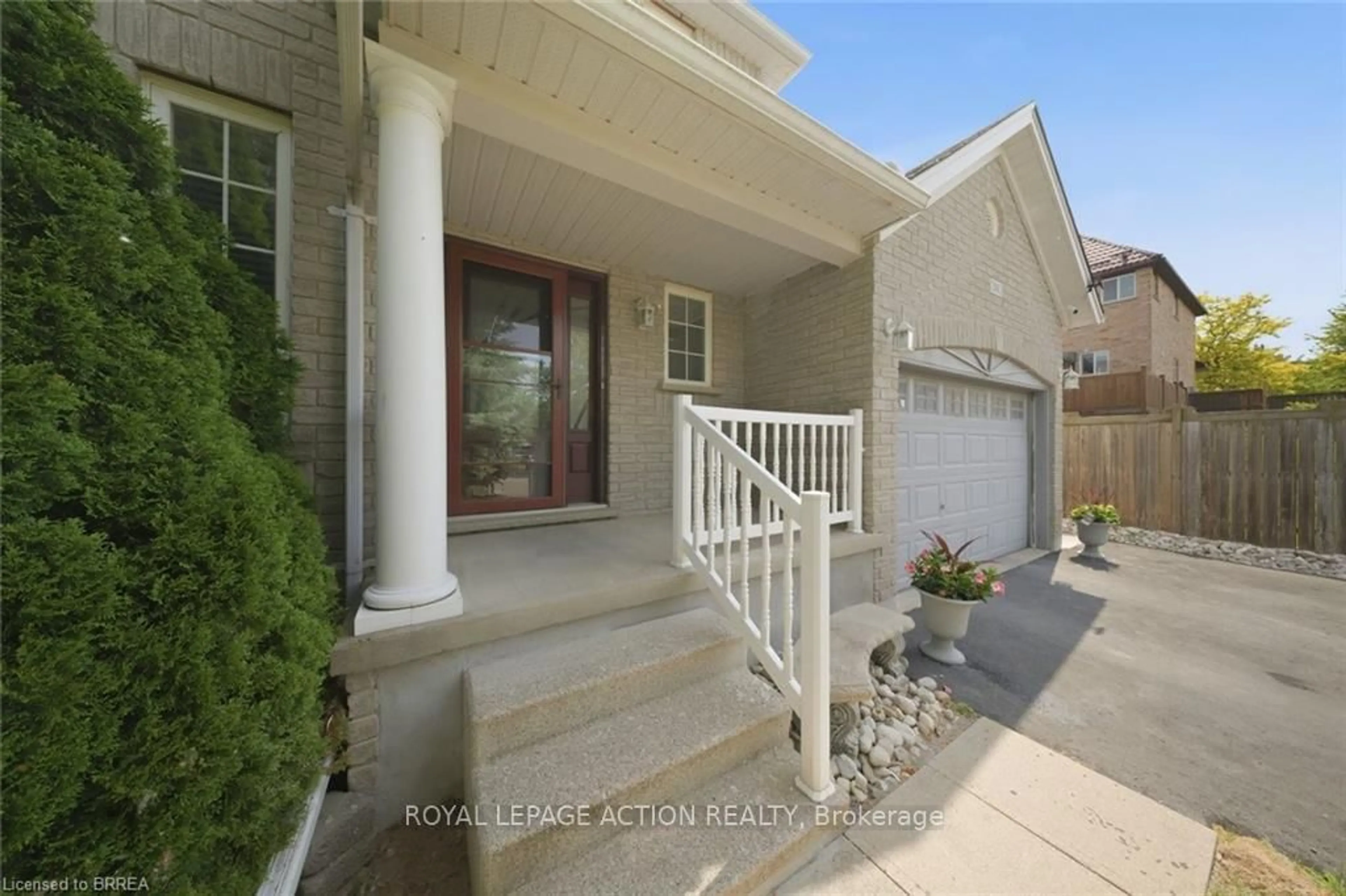 Unknown for 20 Melran Dr, Cambridge Ontario N3C 4C1