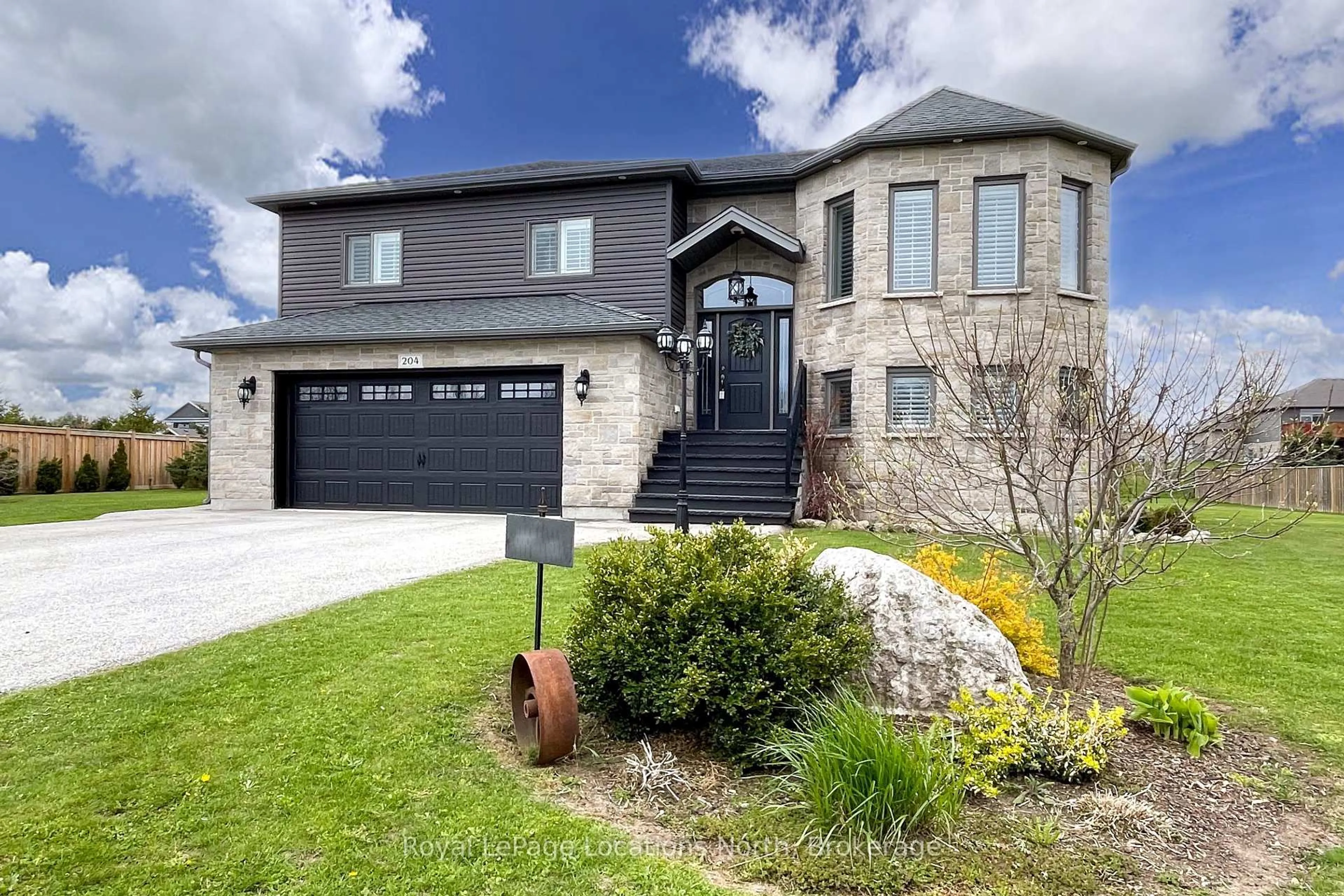 Home with brick exterior material, street for 204 Mactay Dr, Chatsworth Ontario N0G 1H0