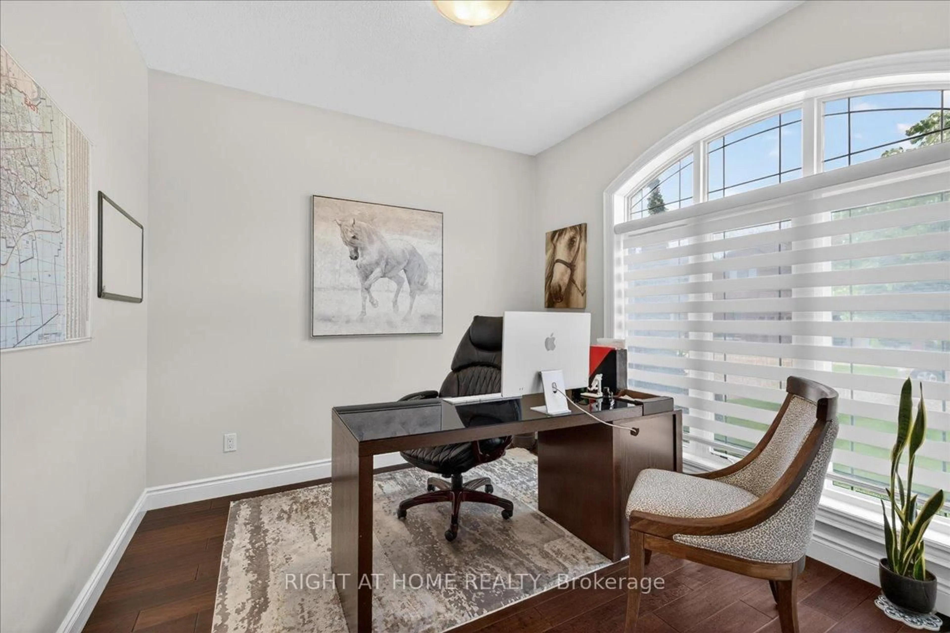 A pic of a room for 717 Jackpine Way, London North Ontario N5X 0L9