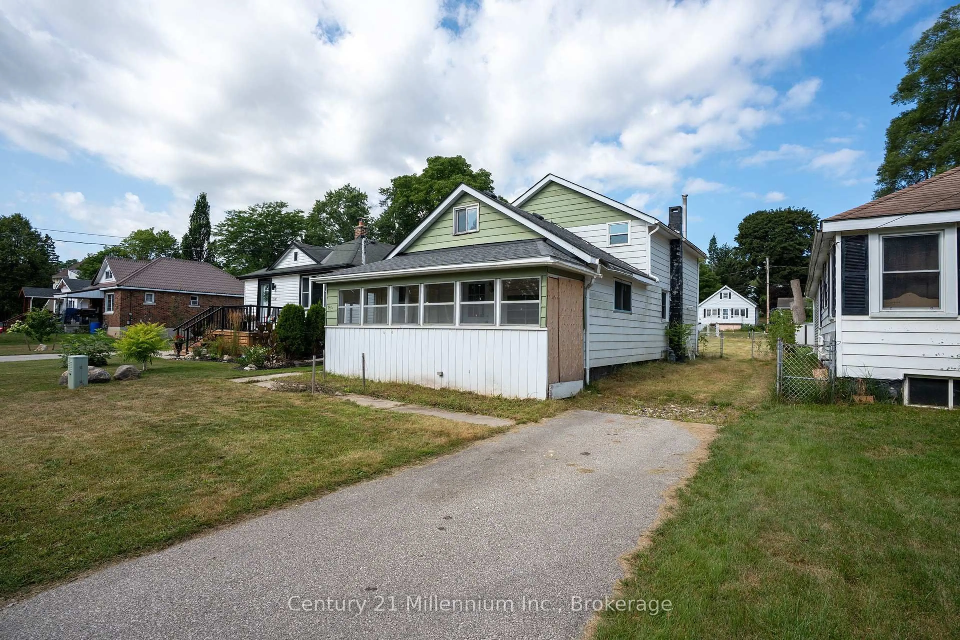 Unknown for 1536 5th A Ave, Owen Sound Ontario N4K 5B5