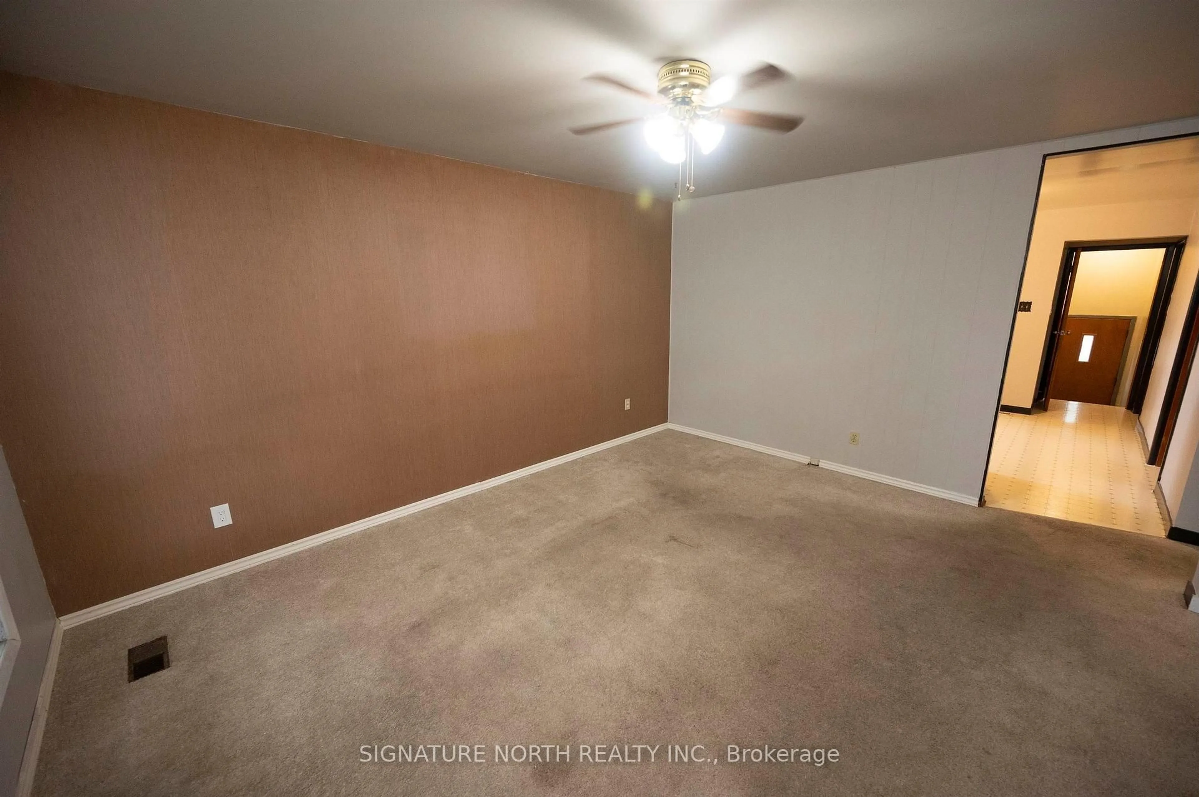 A pic of a room for 337 Otto Street, Thunder Bay Ontario P7A 2V2