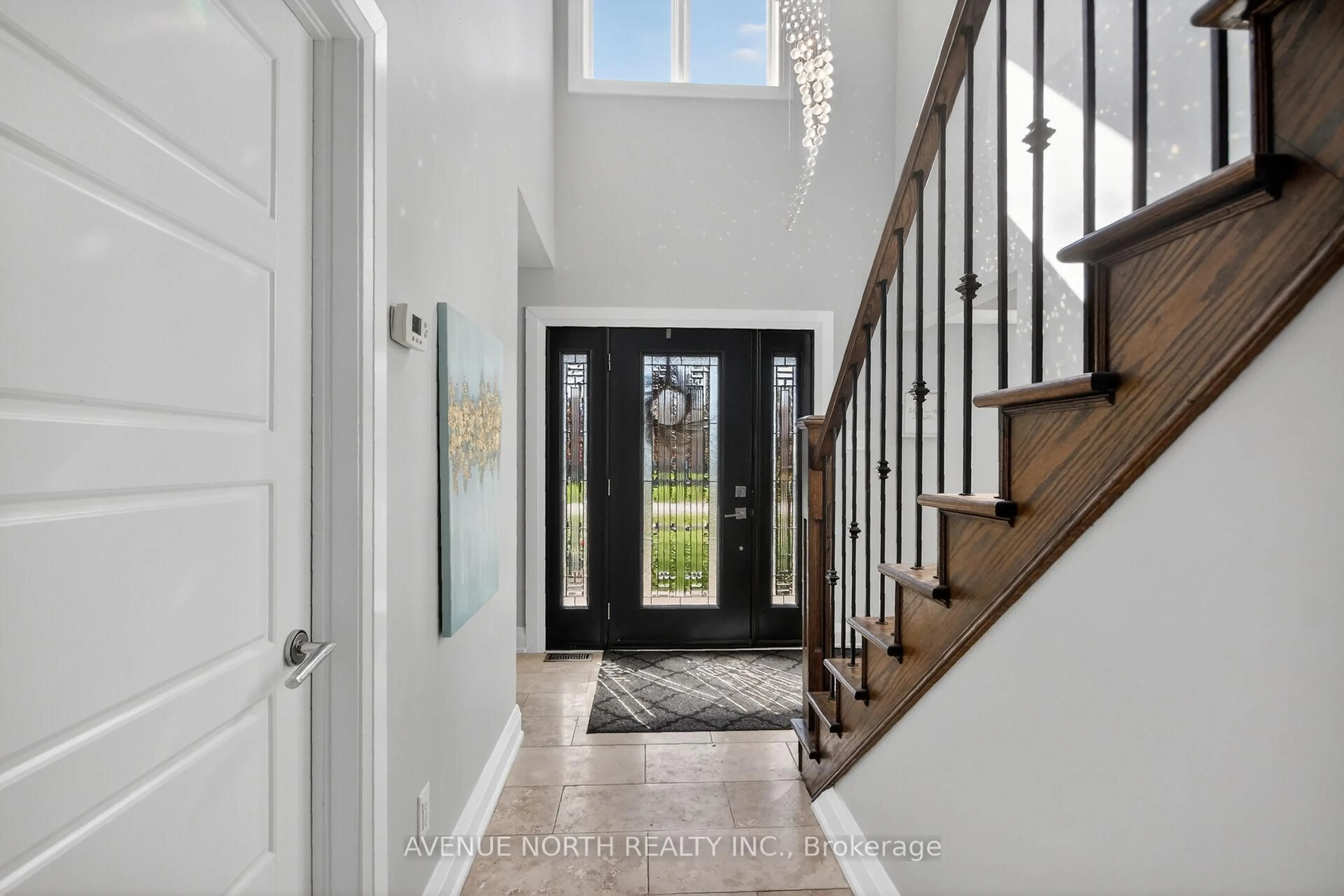 Indoor entryway for 1317 Cornfield Cres, Ottawa Ontario K4P 1B5