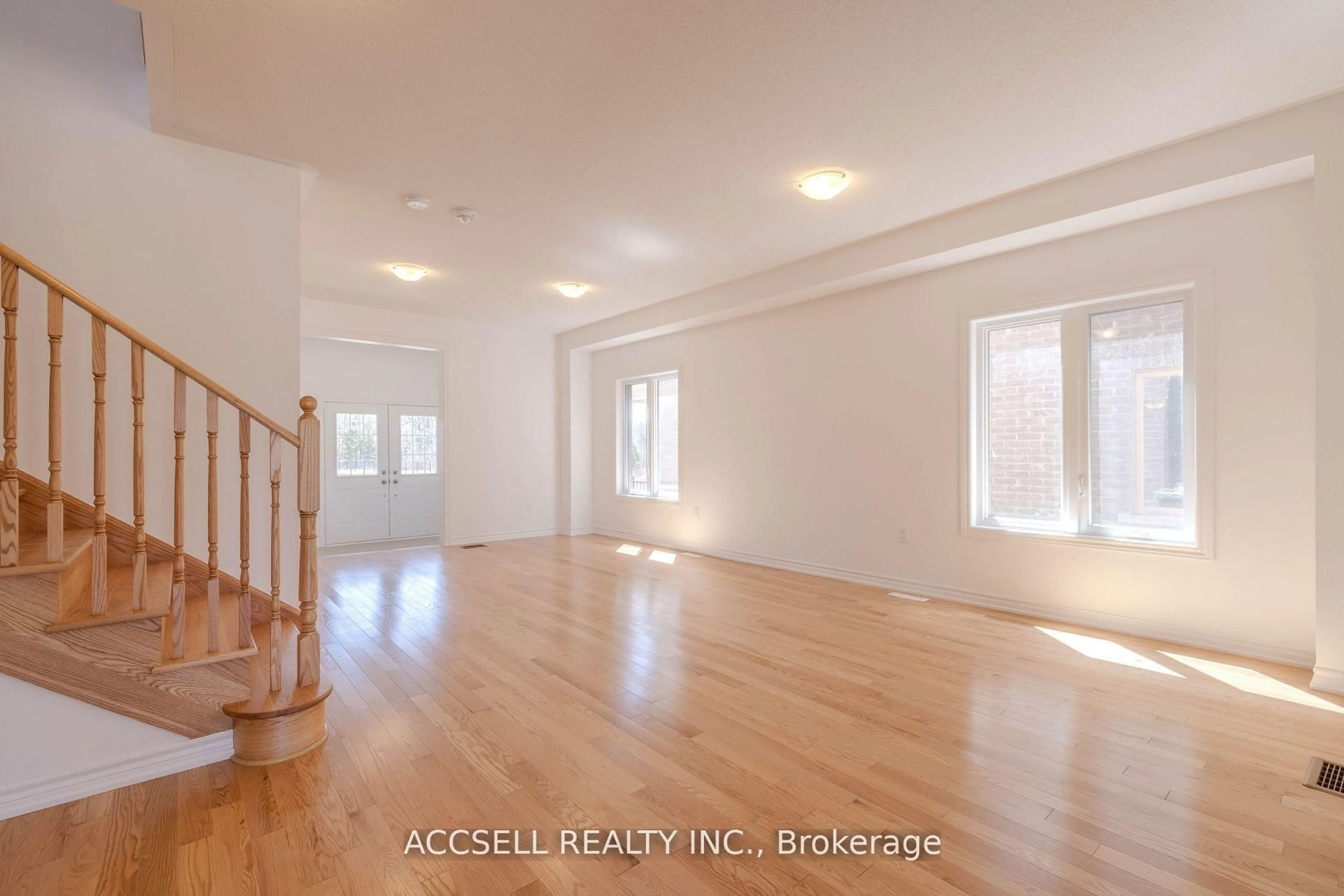 A pic of a room for 356 Russell St, Southgate Ontario N0C 1B0