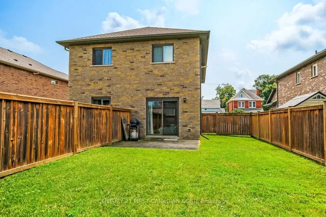 40-42 Locust St, St. Thomas 5
