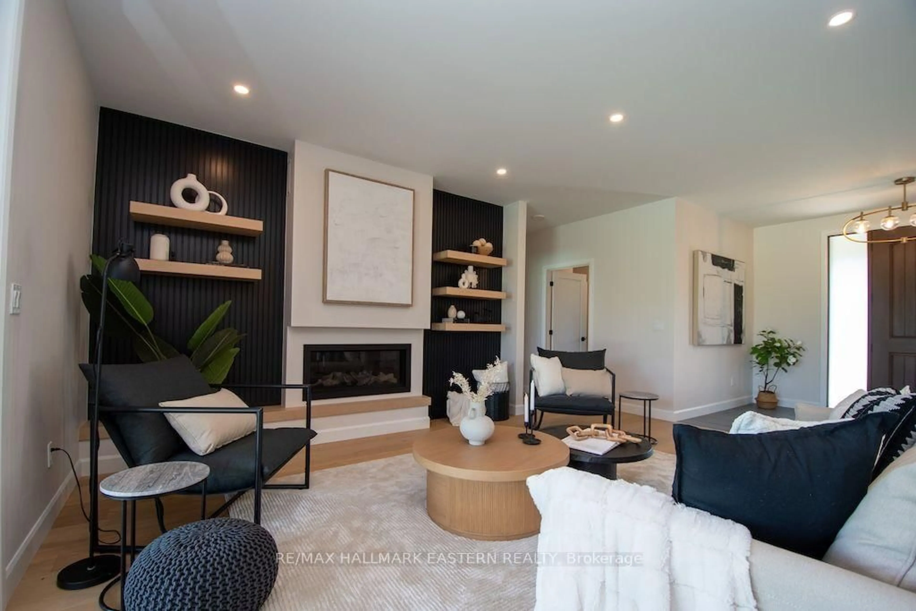 Living room with furniture, unknown for 46 Almeara Dr, Otonabee-South Monaghan Ontario K9J 6Y3