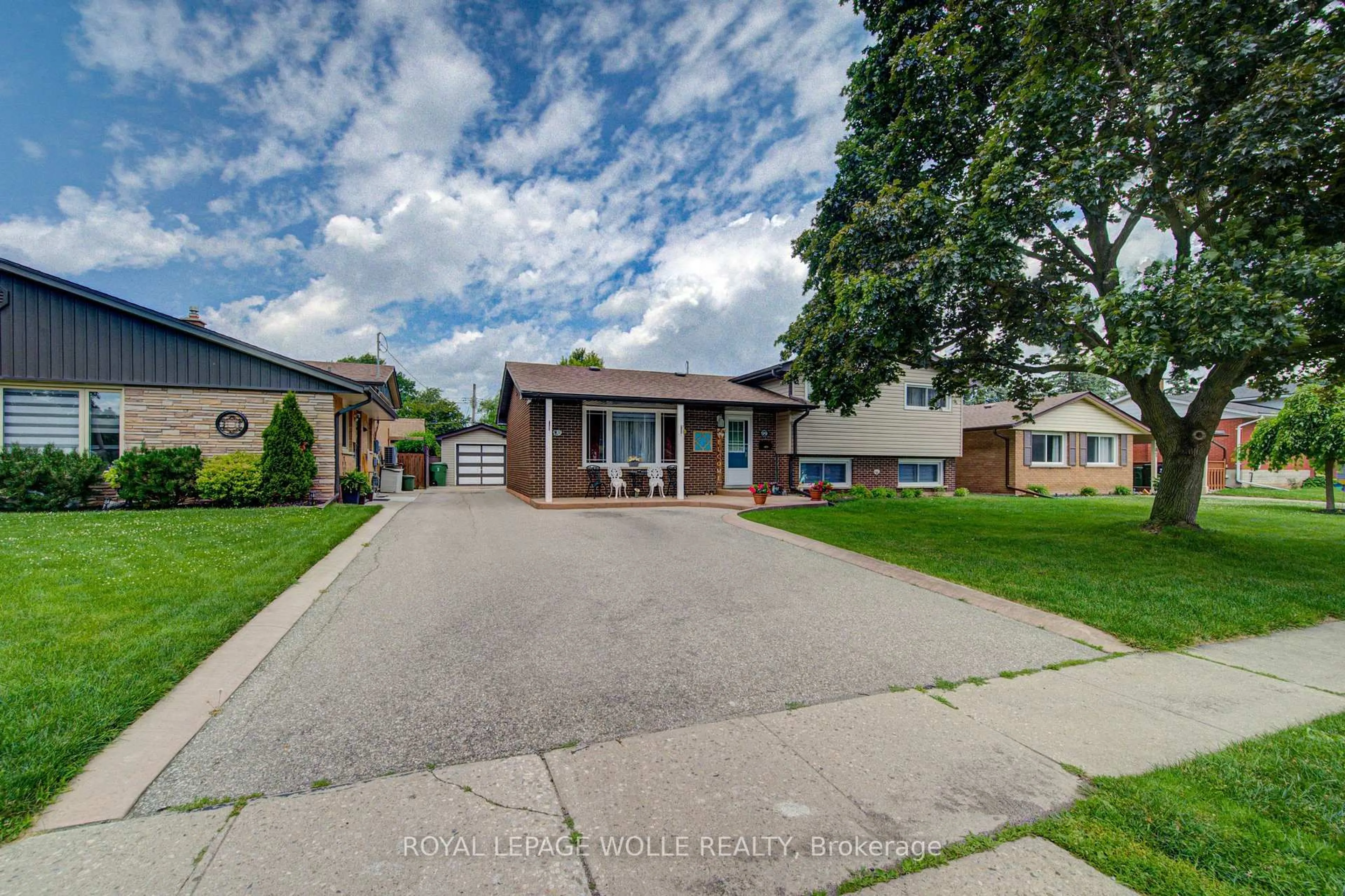 Home with brick exterior material, street for 99 Highman Ave, Cambridge Ontario N1R 3M2