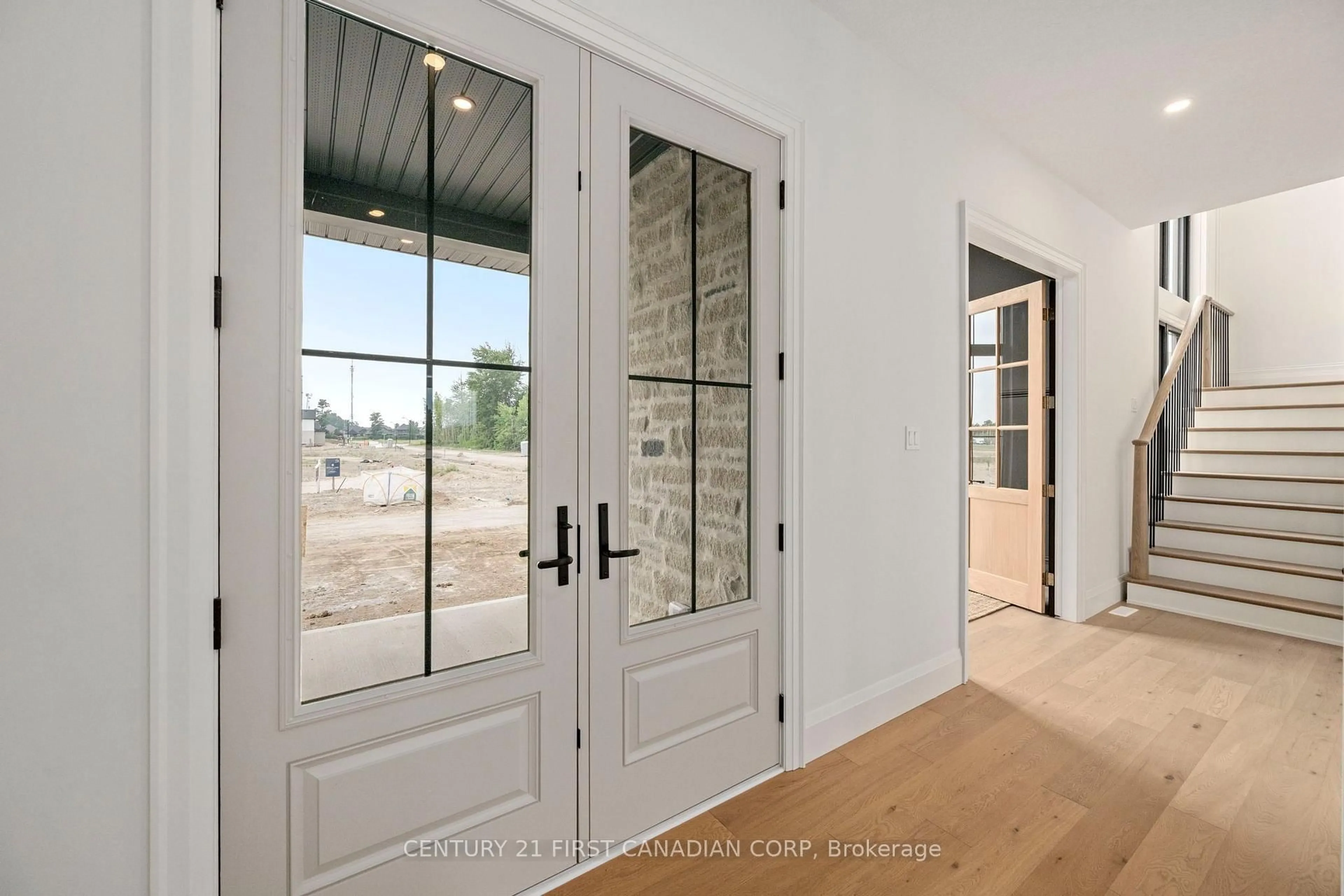 Indoor entryway for 876 White Pine St, London North Ontario N6G 3X9