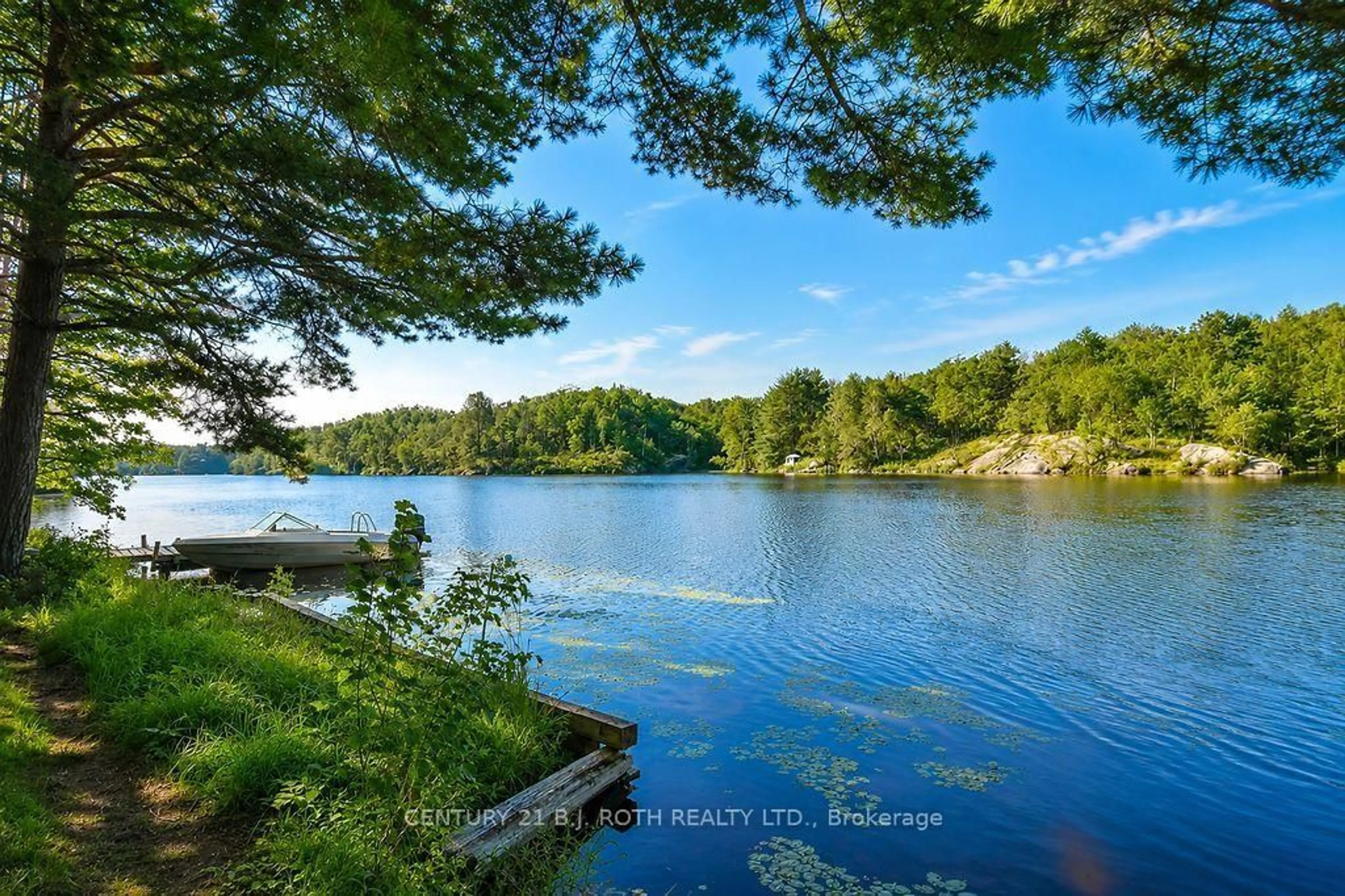Patio, water/lake/river/ocean view for 11107 DEVILS LAKE Rd, Minden Hills Ontario K0M 2K0