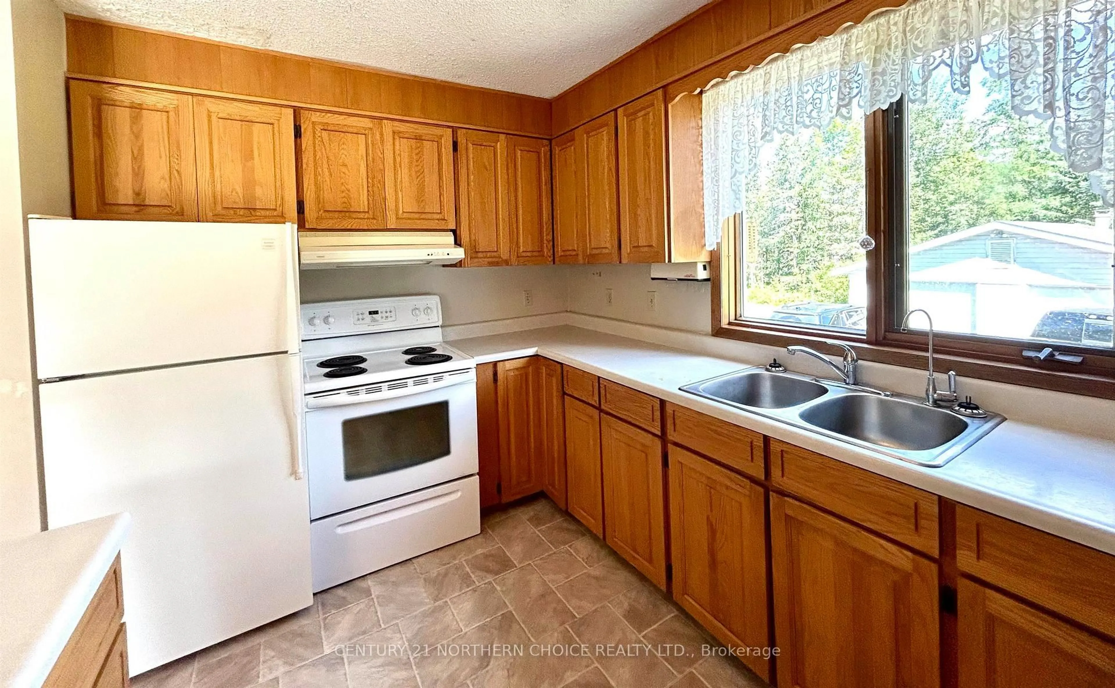 Standard kitchen, unknown for 956 Highway 611S, Alberton Ontario P9A 3M2