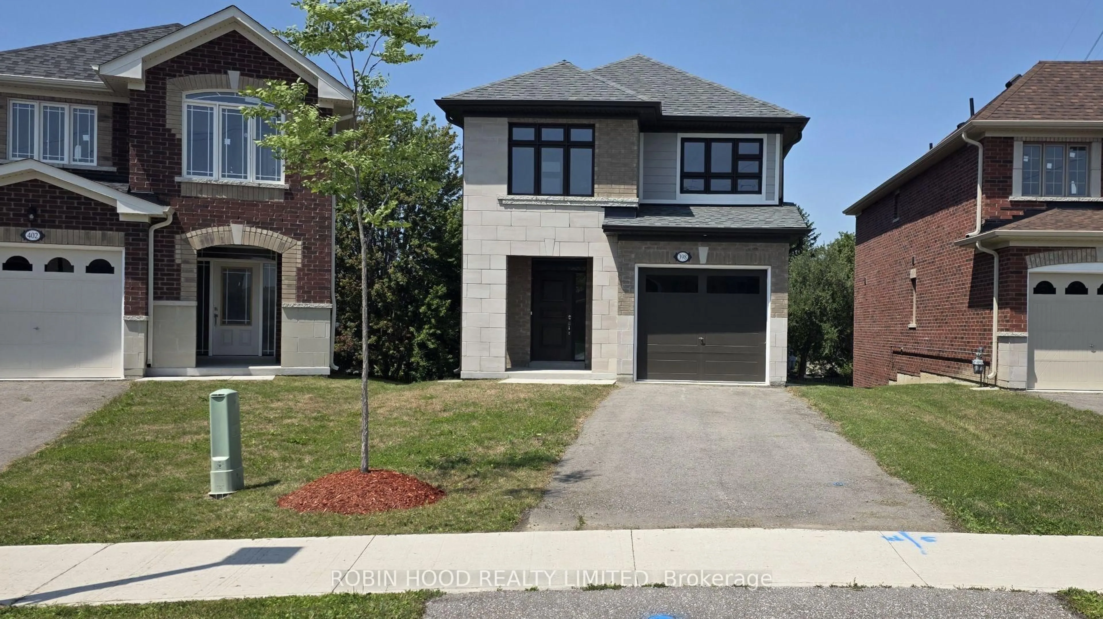 Home with brick exterior material, street for 398 Rita's Ave #-, Newmarket Ontario L3X 2N1