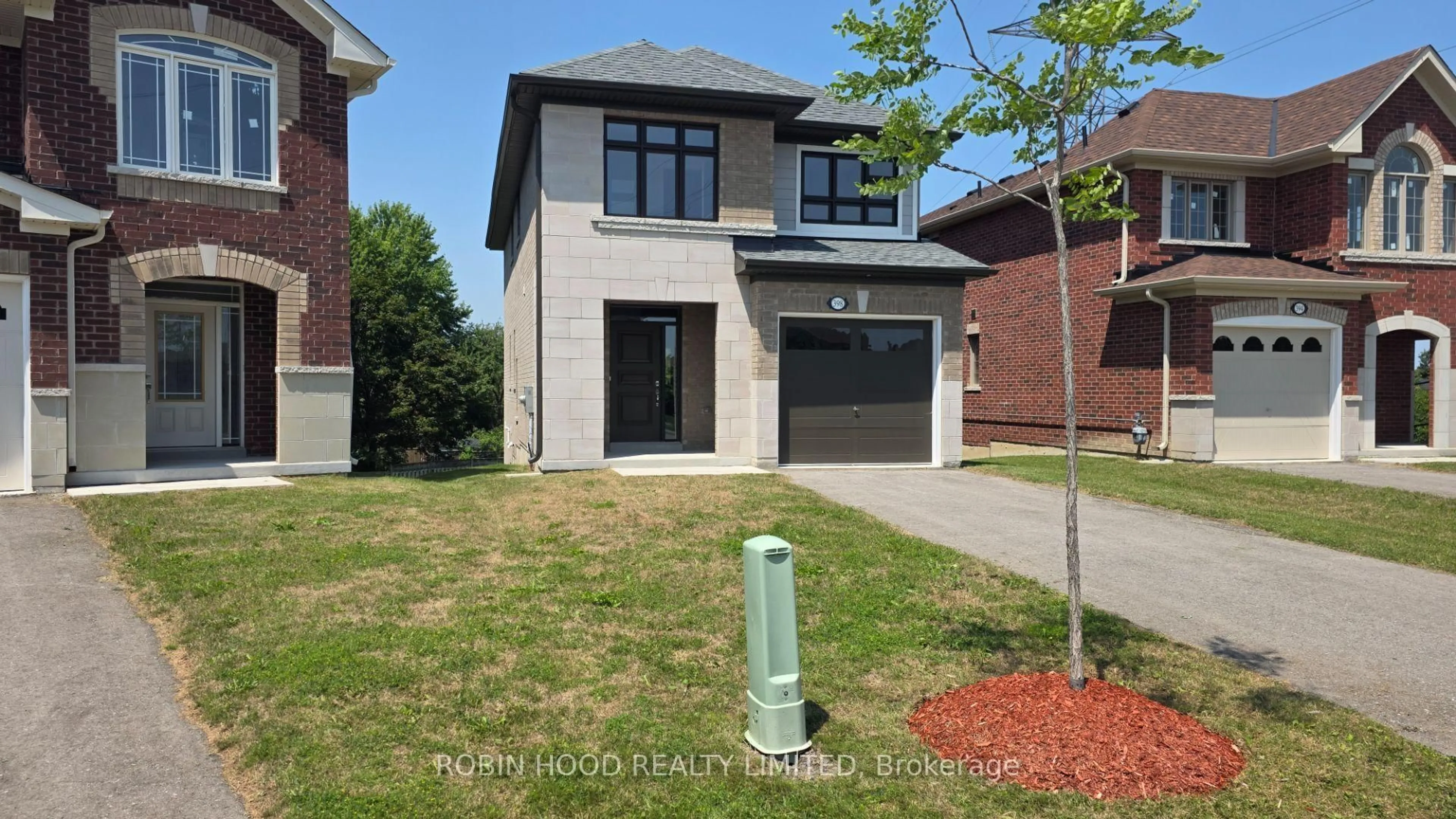 Home with brick exterior material, street for 398 Rita's Ave #-, Newmarket Ontario L3X 2N1