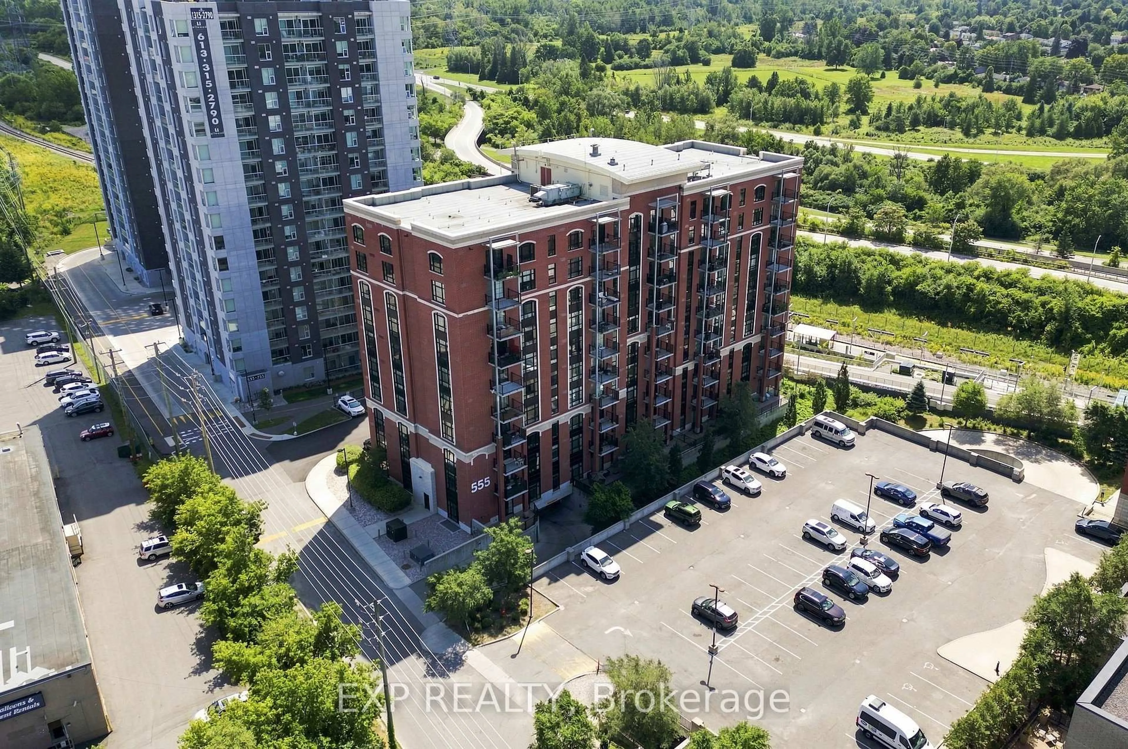A pic from outside/outdoor area/front of a property/back of a property/a pic from drone, city buildings view from balcony for 555 Anand Private #109, Ottawa Ontario K1V 2R7