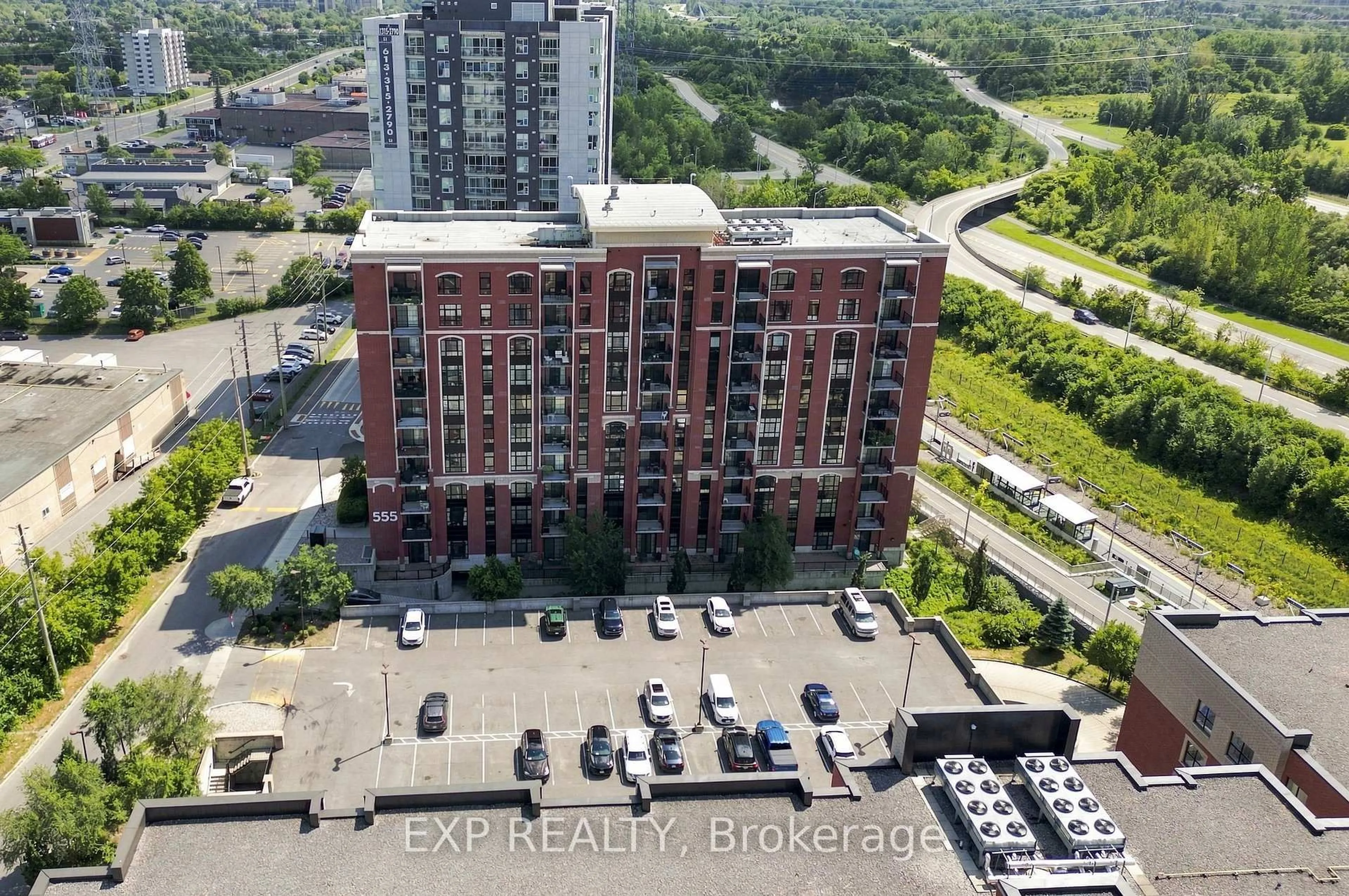 A pic from outside/outdoor area/front of a property/back of a property/a pic from drone, city buildings view from balcony for 555 Anand Private #109, Ottawa Ontario K1V 2R7