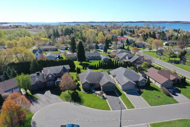 4 Hickory Crt, Brighton 2