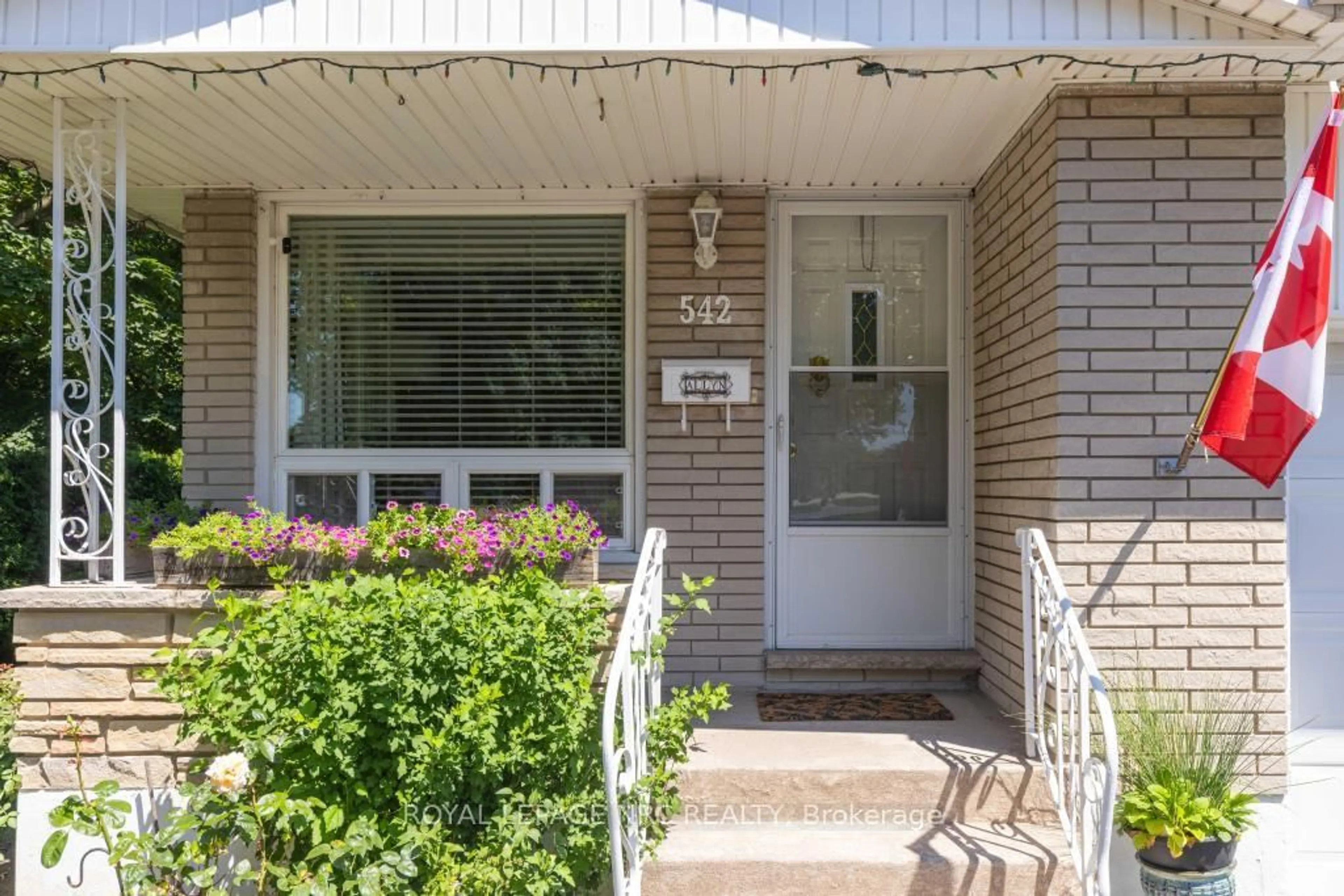 Unknown for 542 Lake St, St. Catharines Ontario L2N 4H8