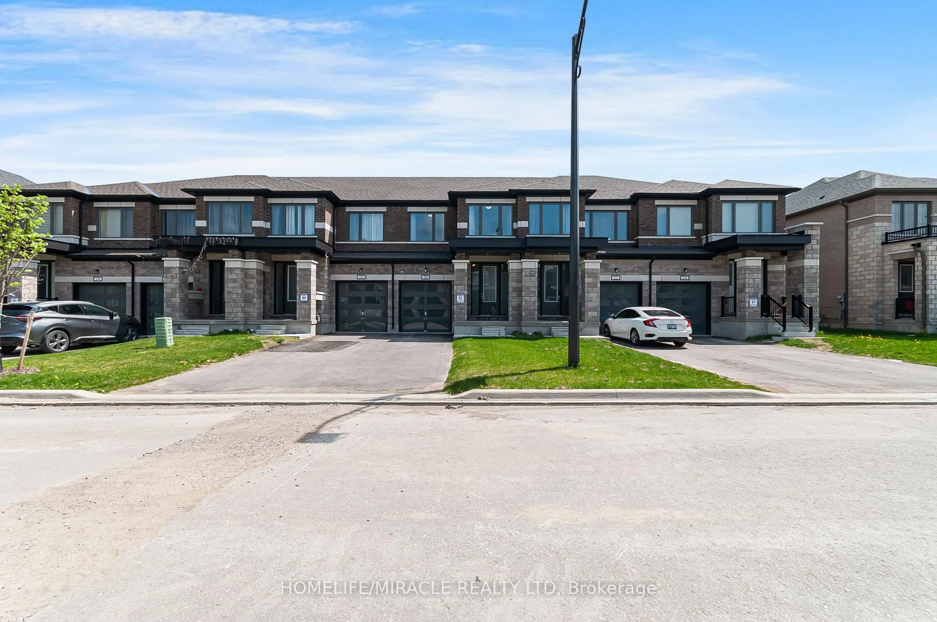 A pic from outside/outdoor area/front of a property/back of a property/a pic from drone, street for 20 Corley St, Kawartha Lakes Ontario L9V 6C2