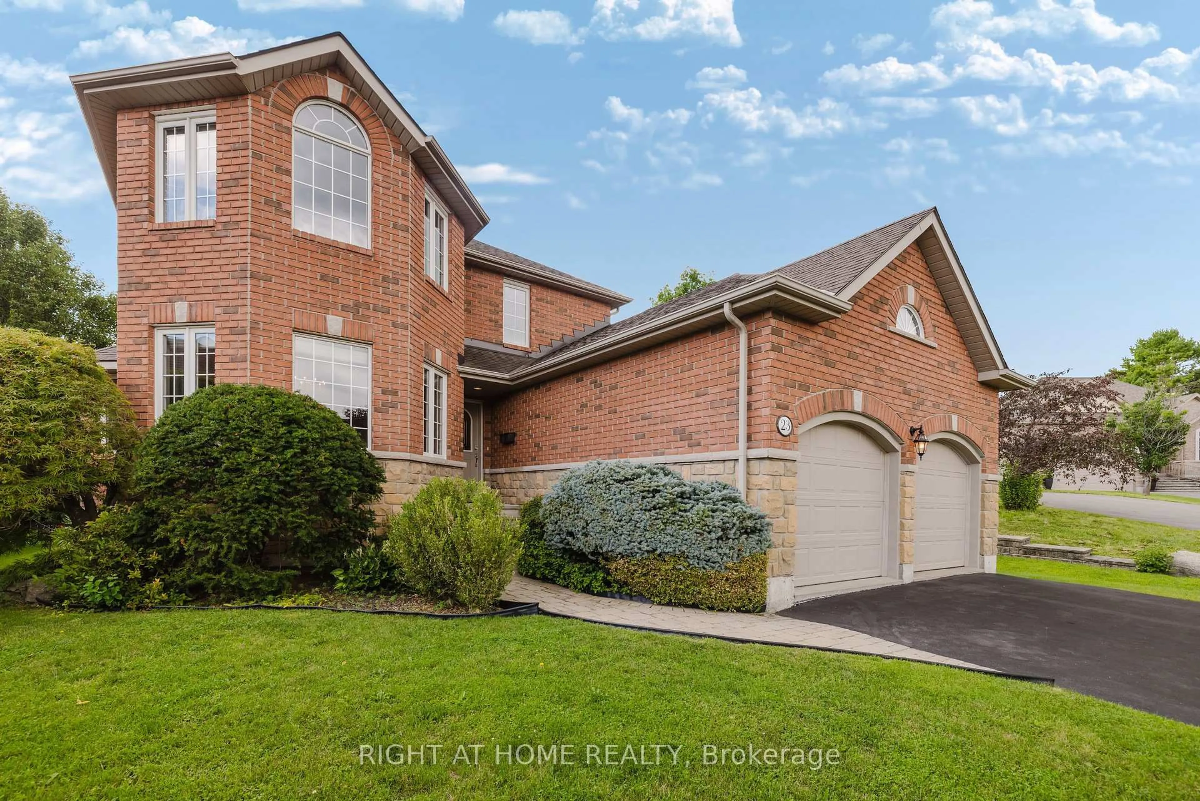 Home with brick exterior material, street for 23 Magnolia Crt, Belleville Ontario K8P 5M7