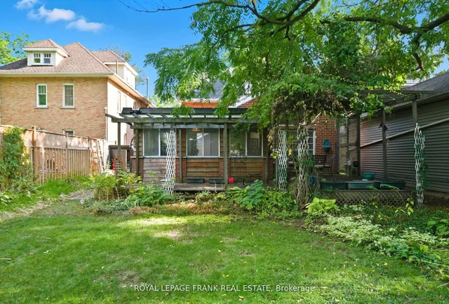 76 Bond St, Kawartha Lakes 5